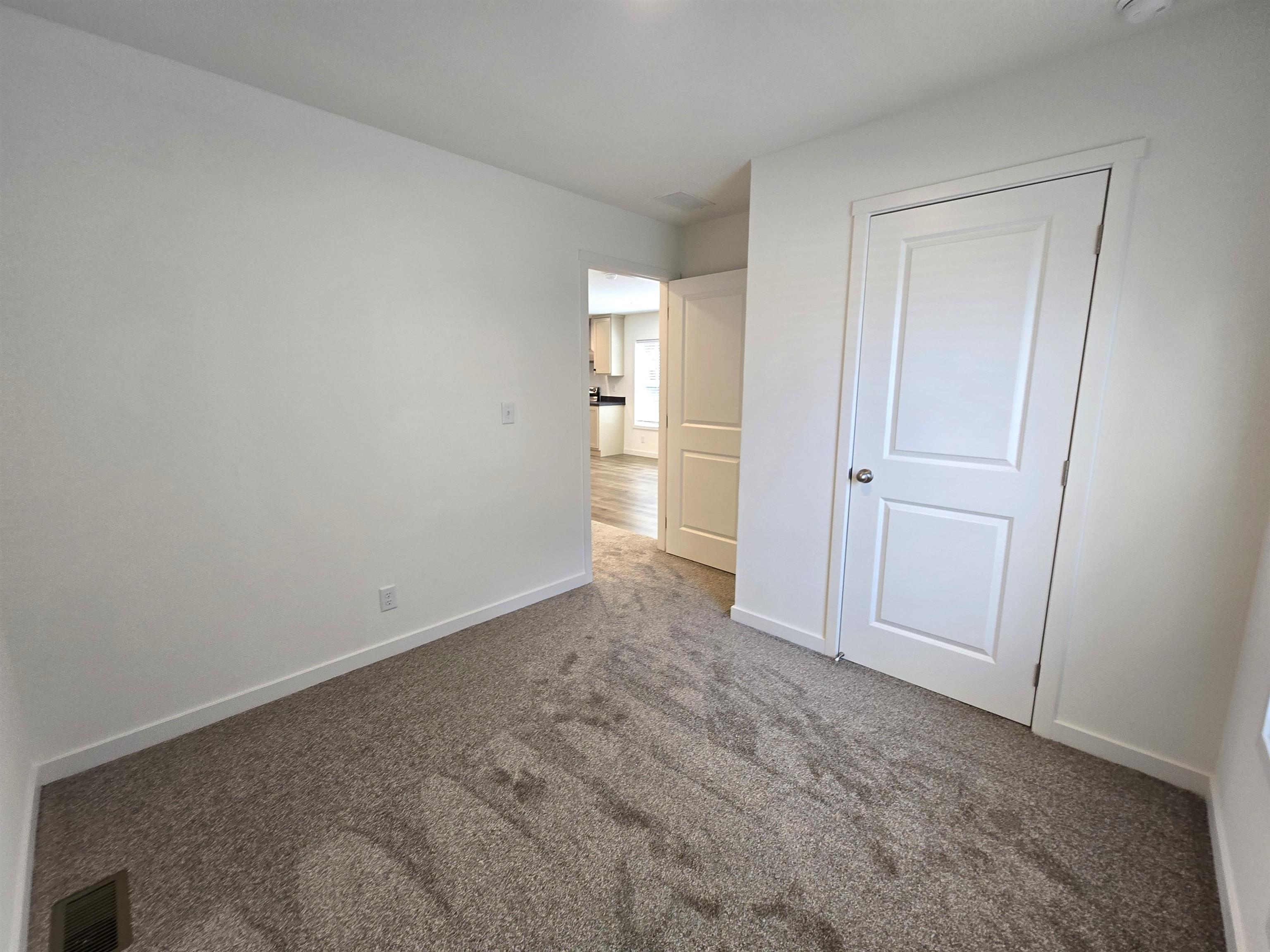 187 W 8th St - Photo 30