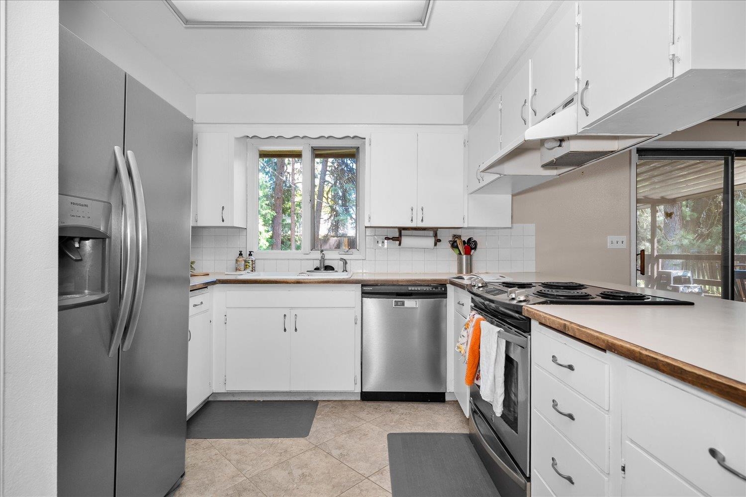 8018 N Normandie St - Photo 13