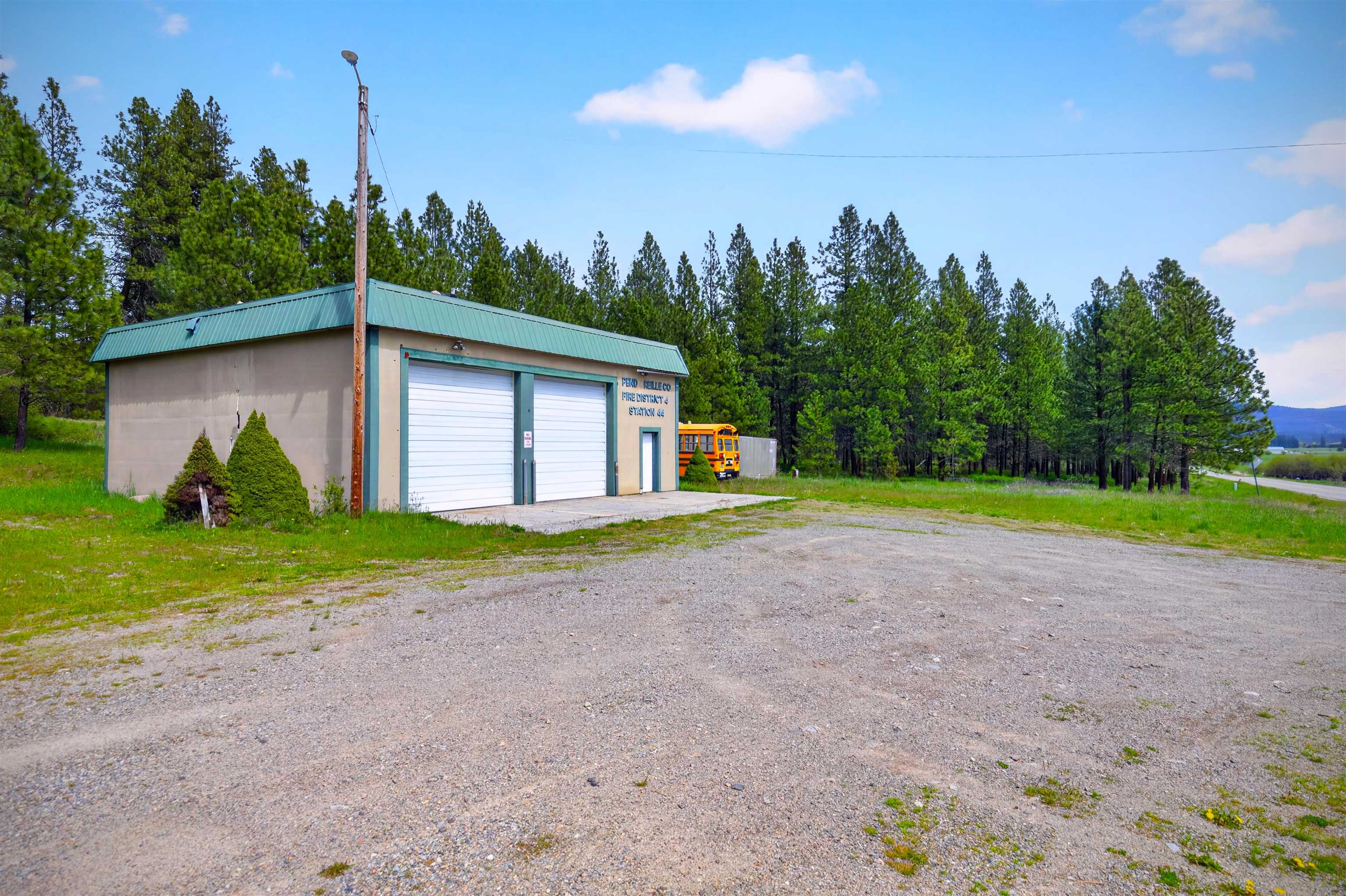 1602 Cusick Meadows Rd - Photo 4