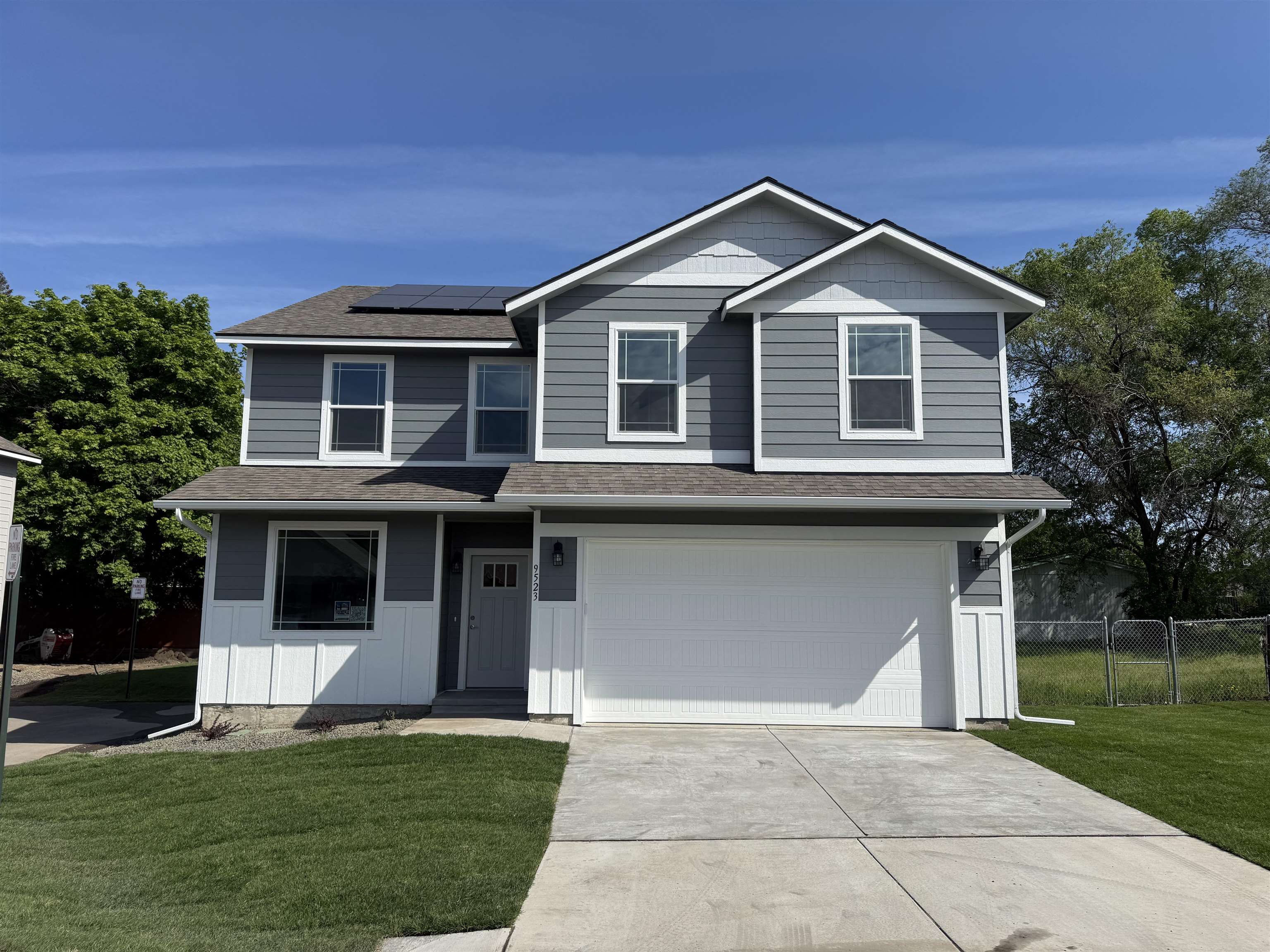 9523 E Michielli Ln - Photo 1
