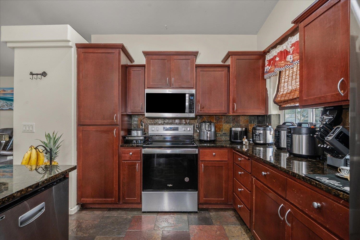 1515 E Beacon Ln - Photo 12