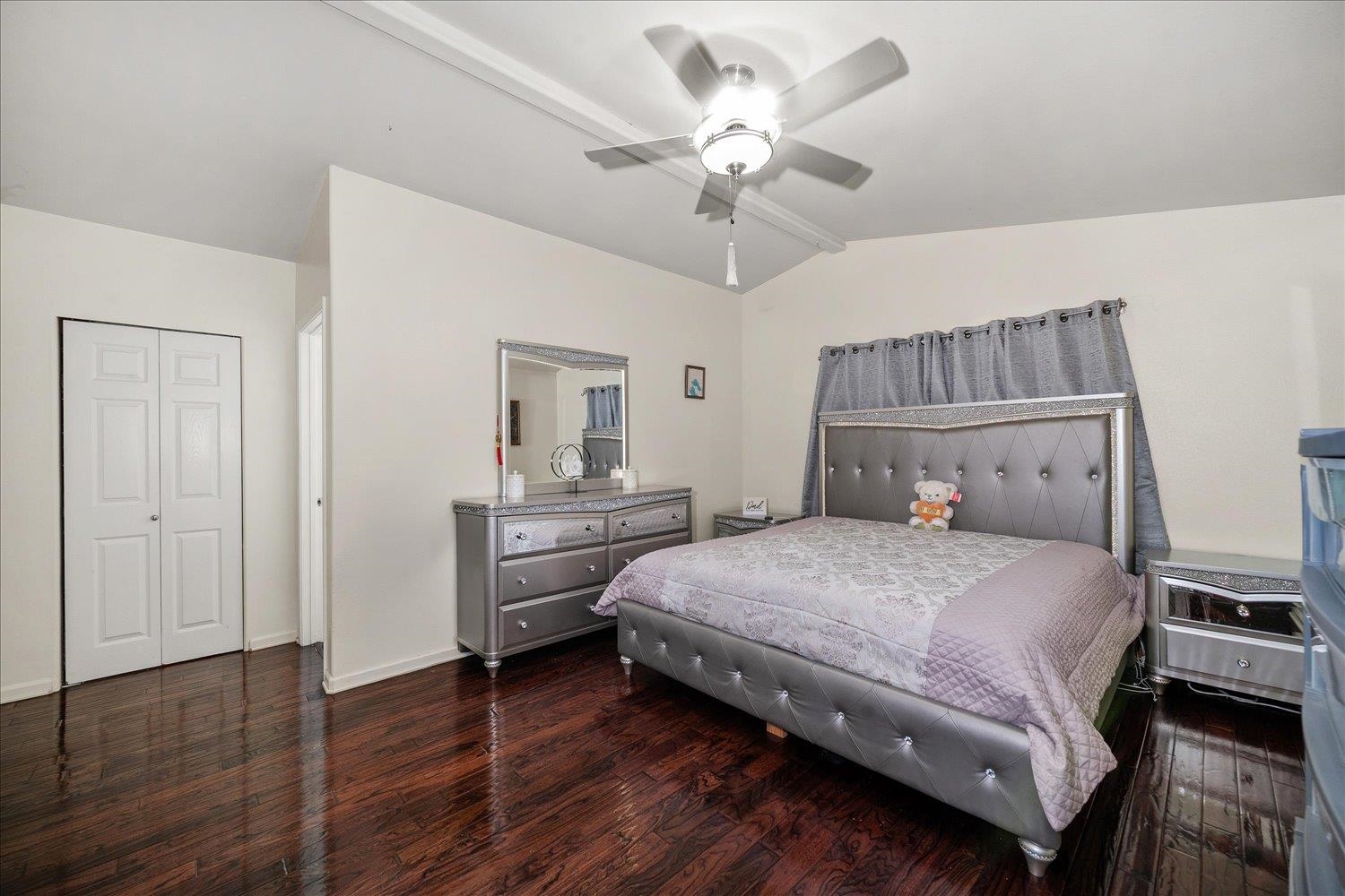 1515 E Beacon Ln - Photo 15