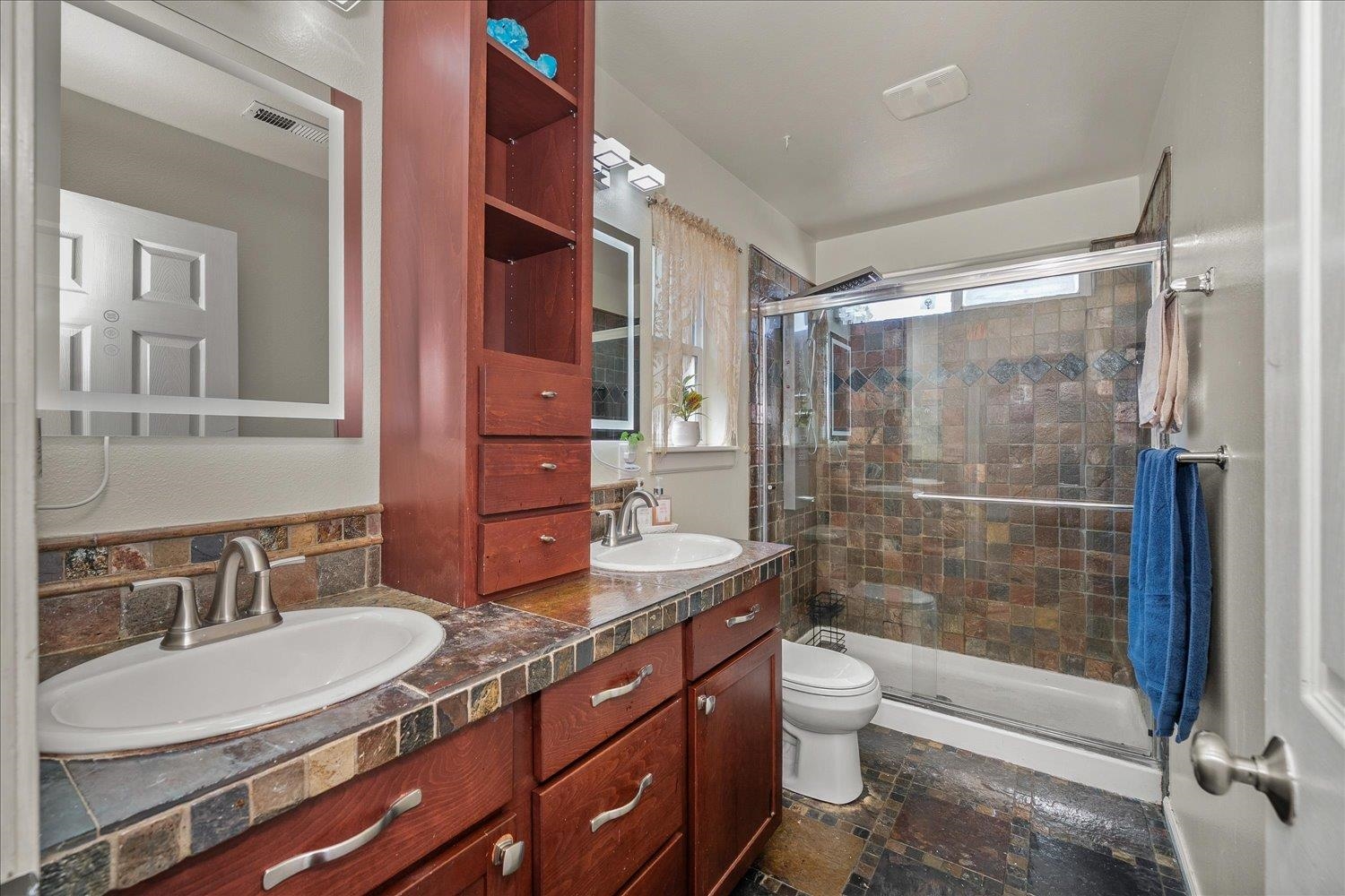 1515 E Beacon Ln - Photo 17