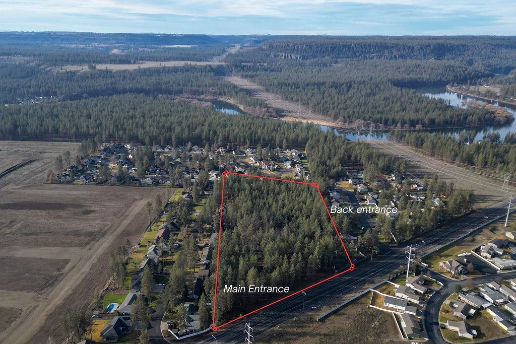 10203 N Nine Mile Rd - Photo 3