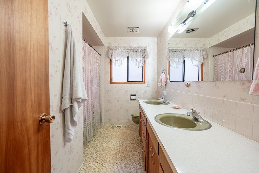10203 N Nine Mile Rd - Photo 27