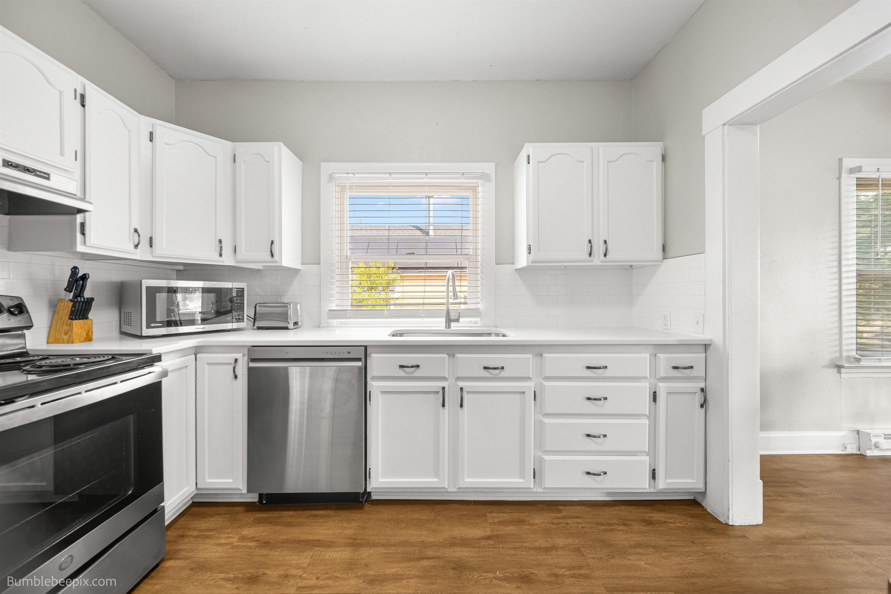 1807 E Boone Ave - Photo 4