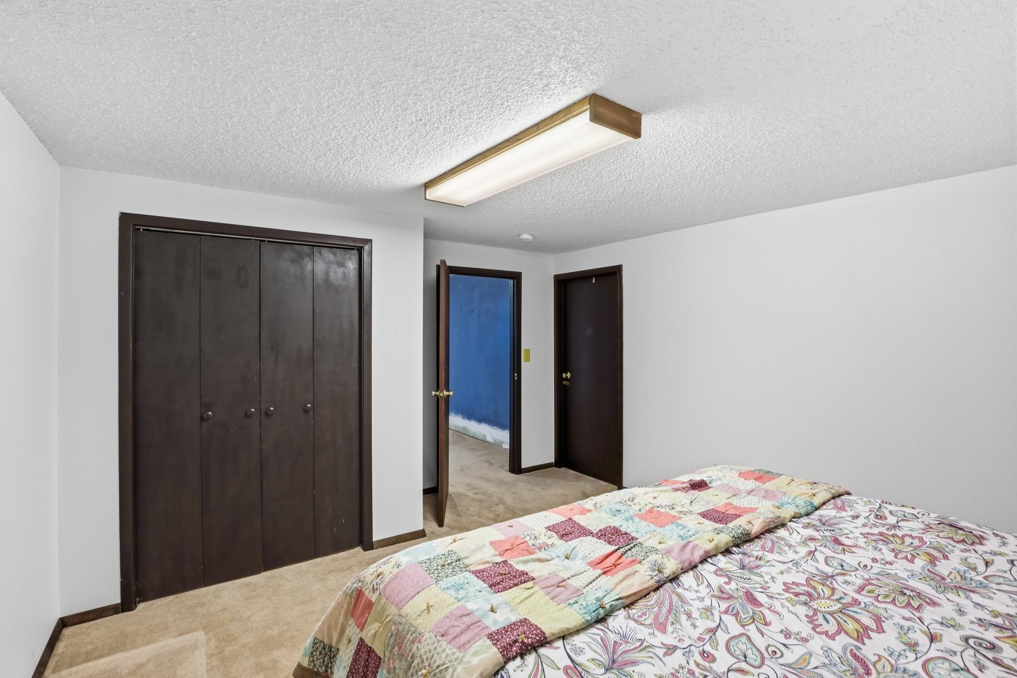 15619 E 14th Ave - Photo 24