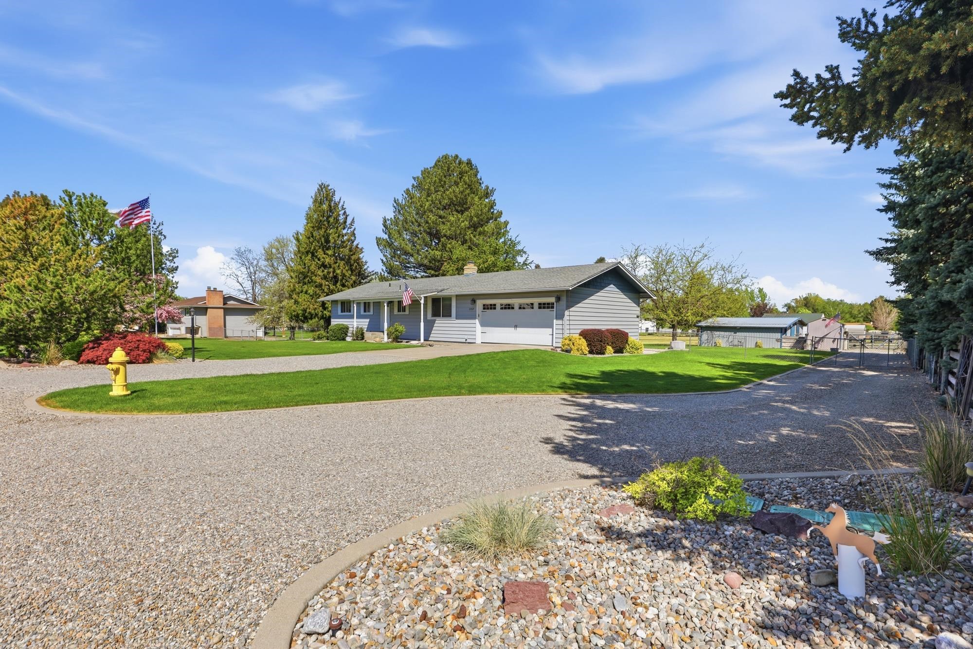 15619 E 14th Ave - Photo 43