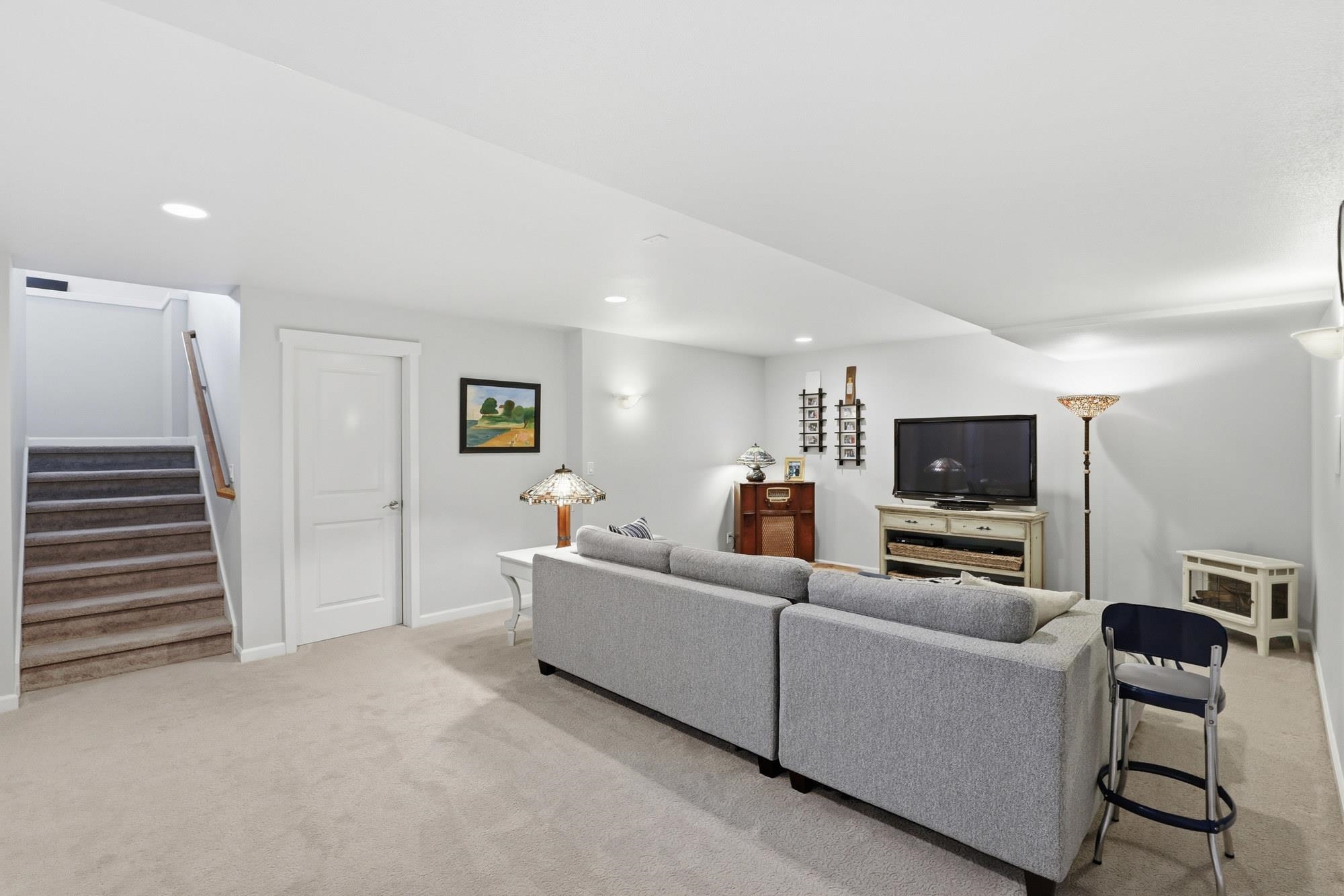 24999 E Ludlow Ave - Photo 40