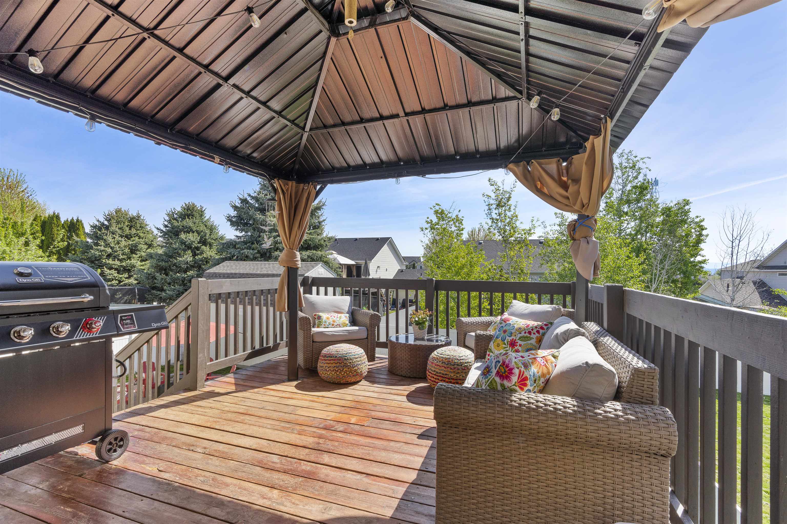 9008 N Oak St - Photo 16