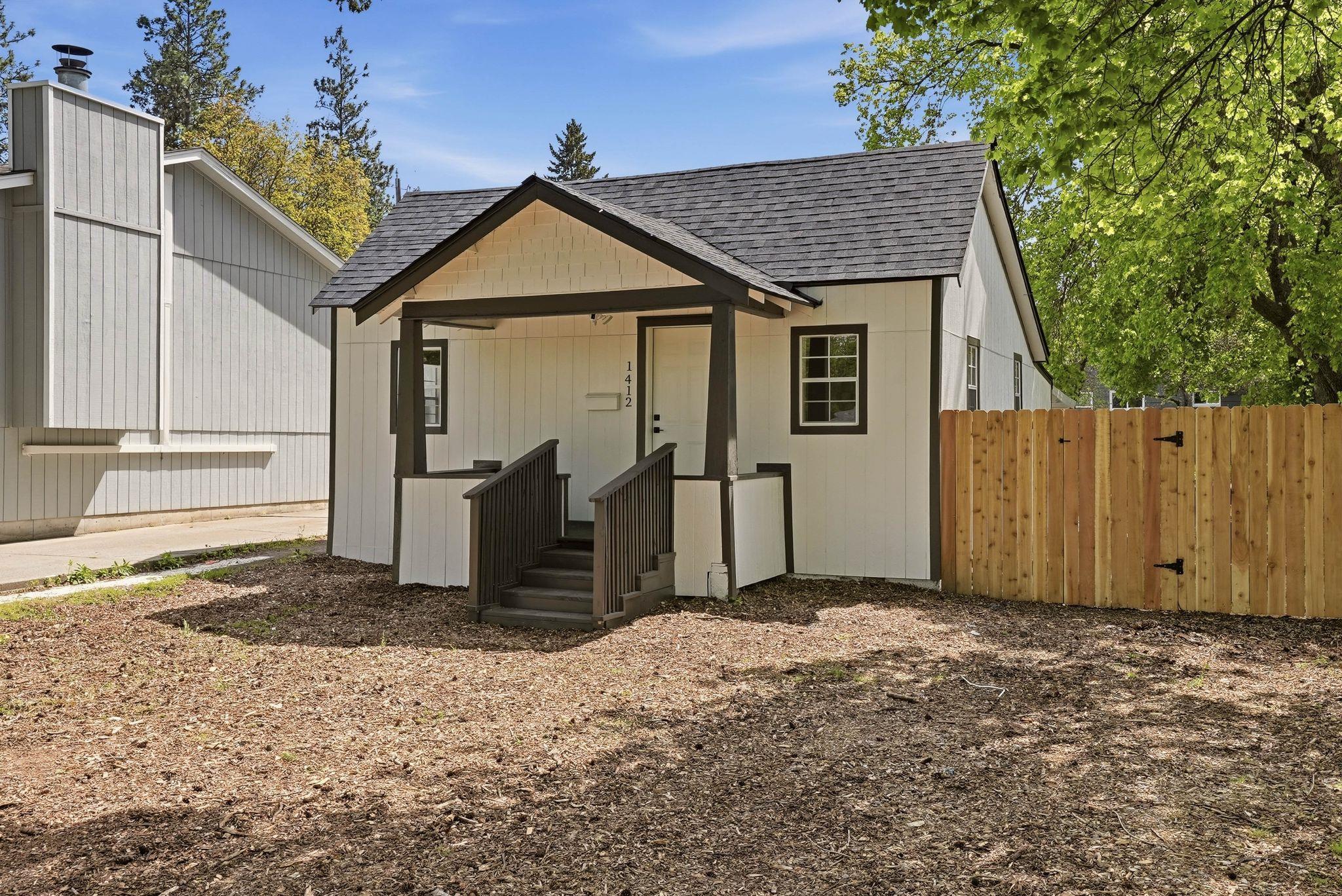 1412 E 36th Ave - Photo 3