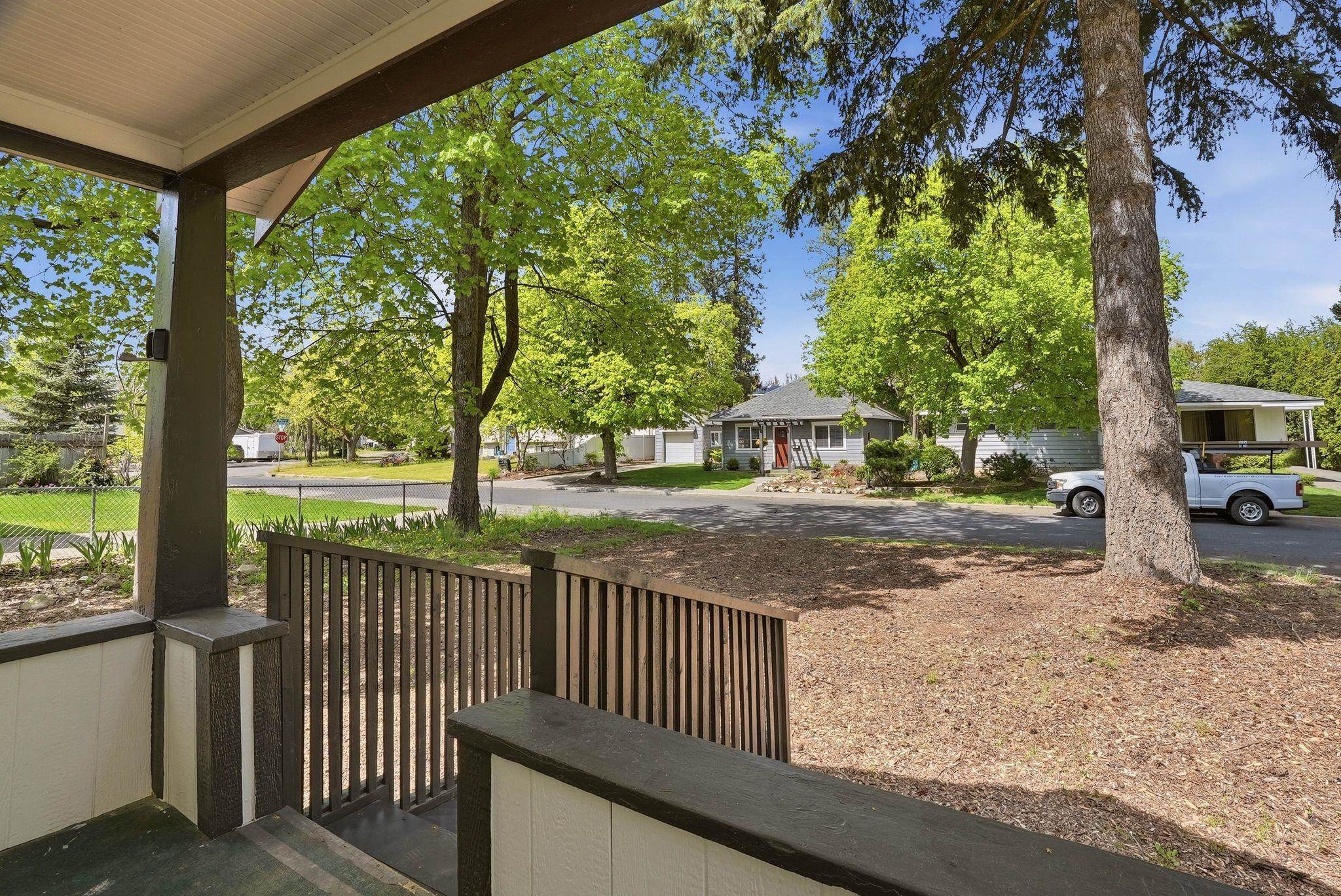 1412 E 36th Ave - Photo 24