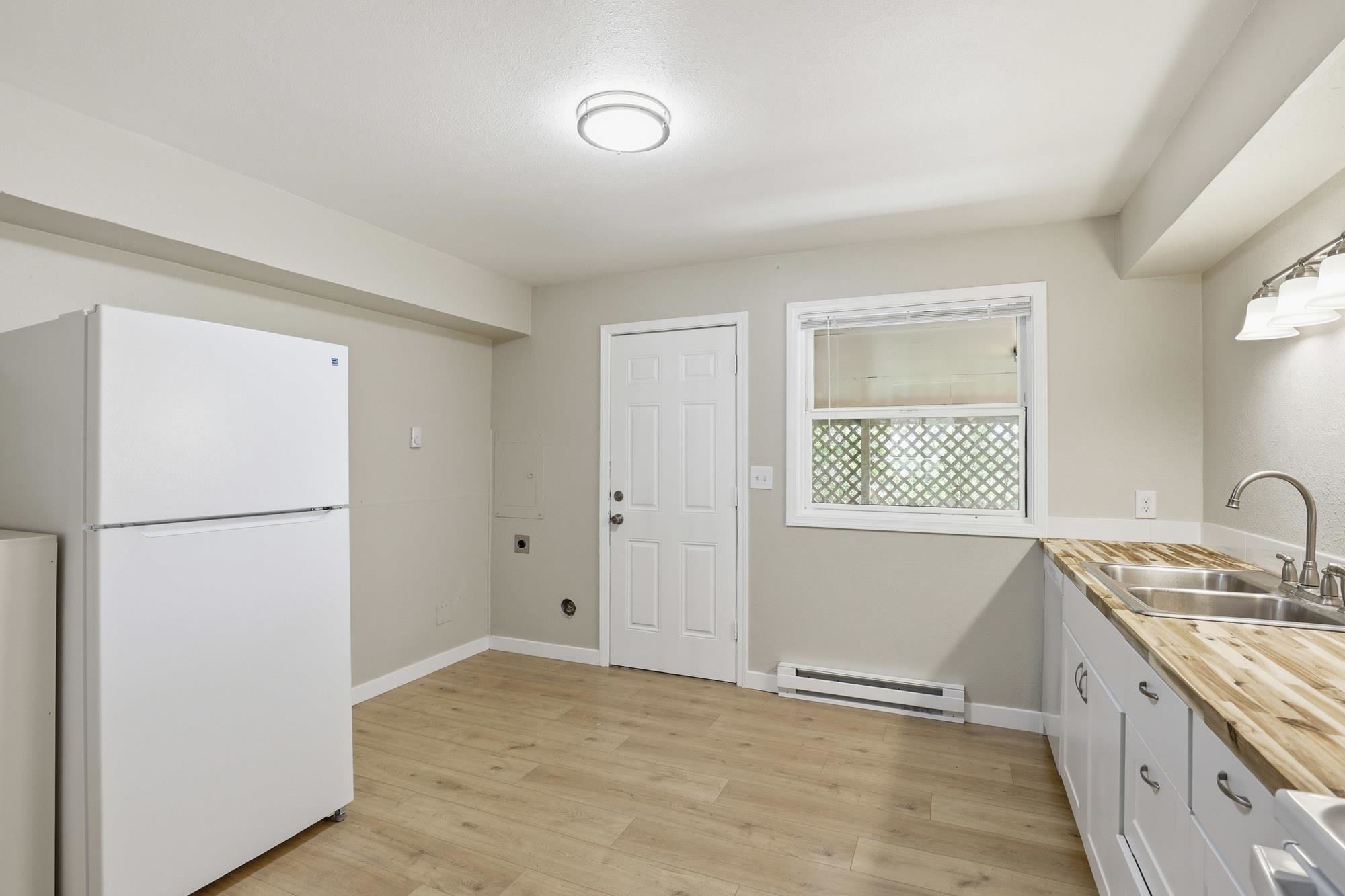 3216 & 3218 N N MAPLE St - Photo 5