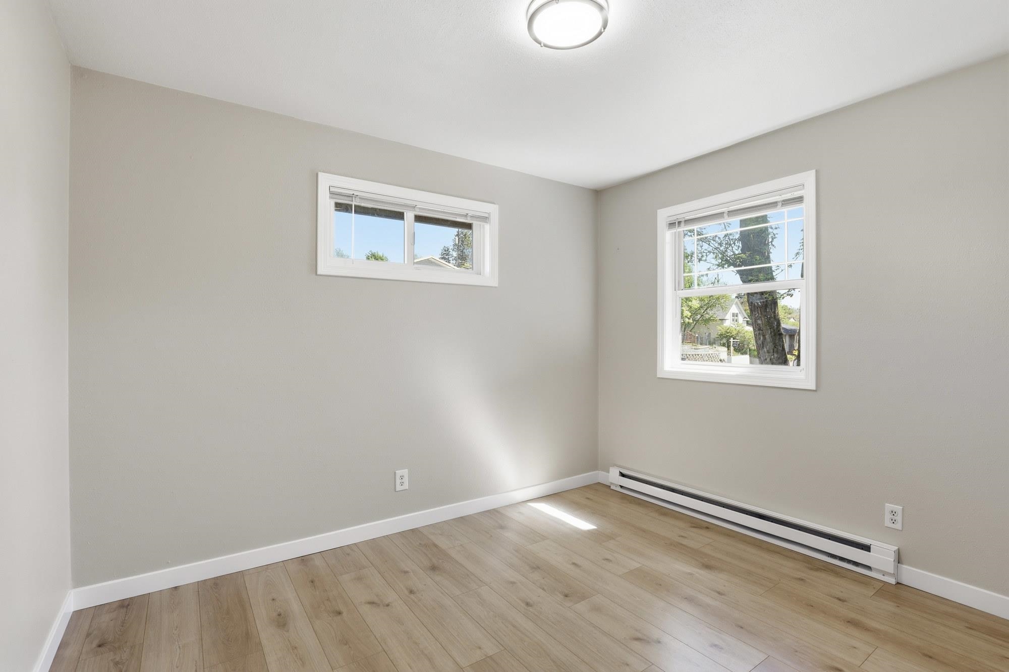 3216 & 3218 N N MAPLE St - Photo 30