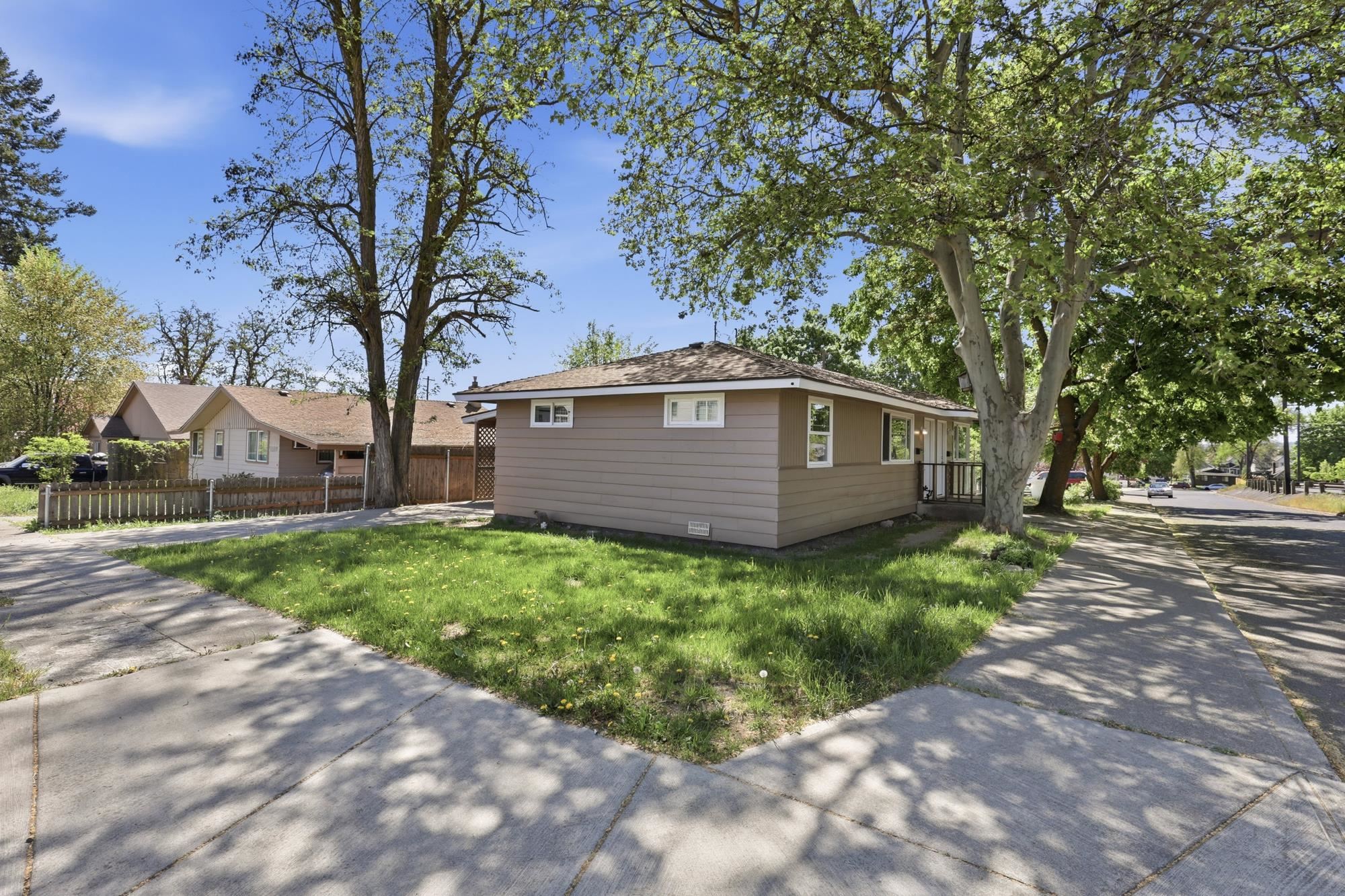 3216 & 3218 N N MAPLE St - Photo 34