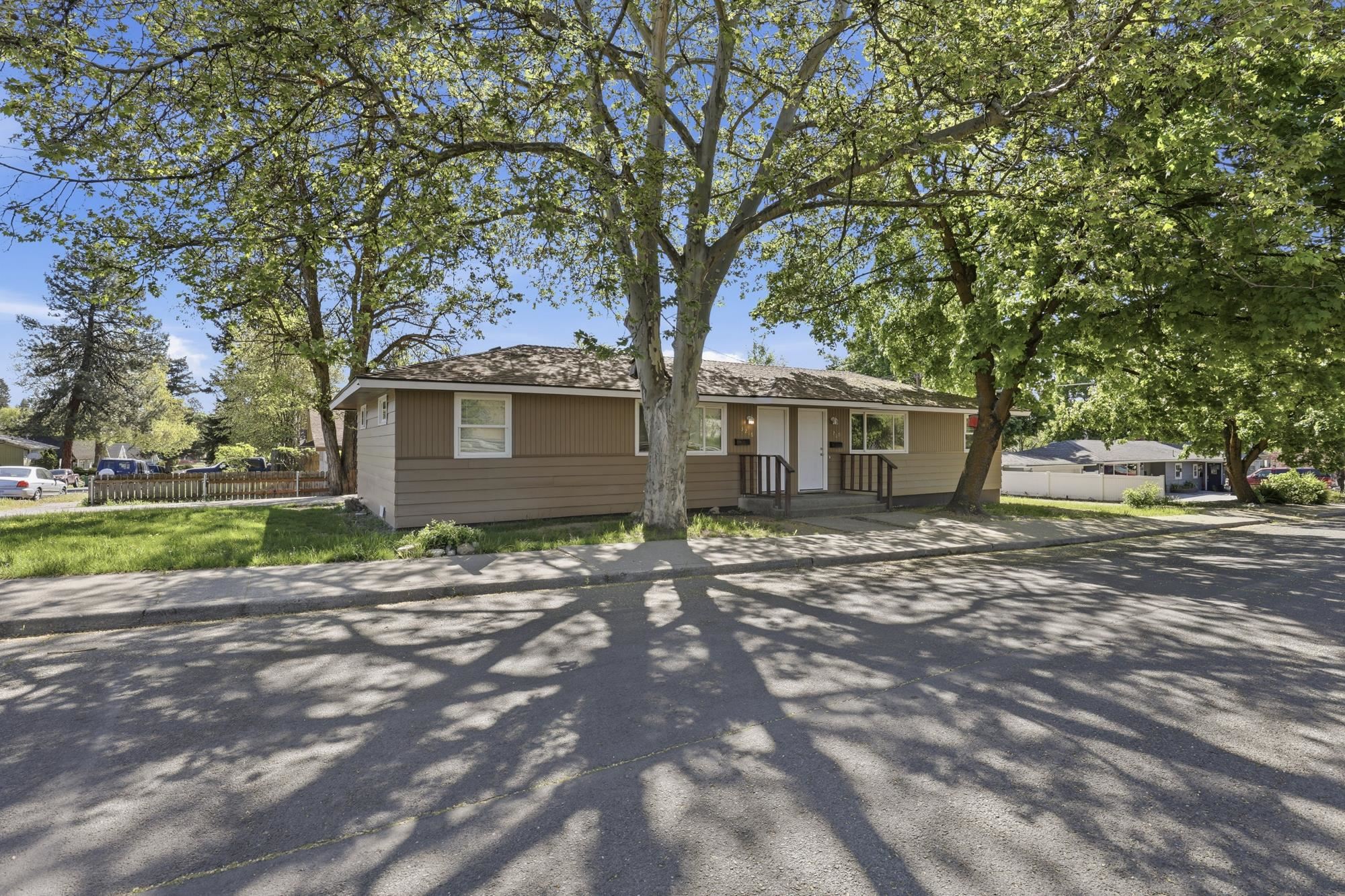 3216 & 3218 N N MAPLE St - Photo 36