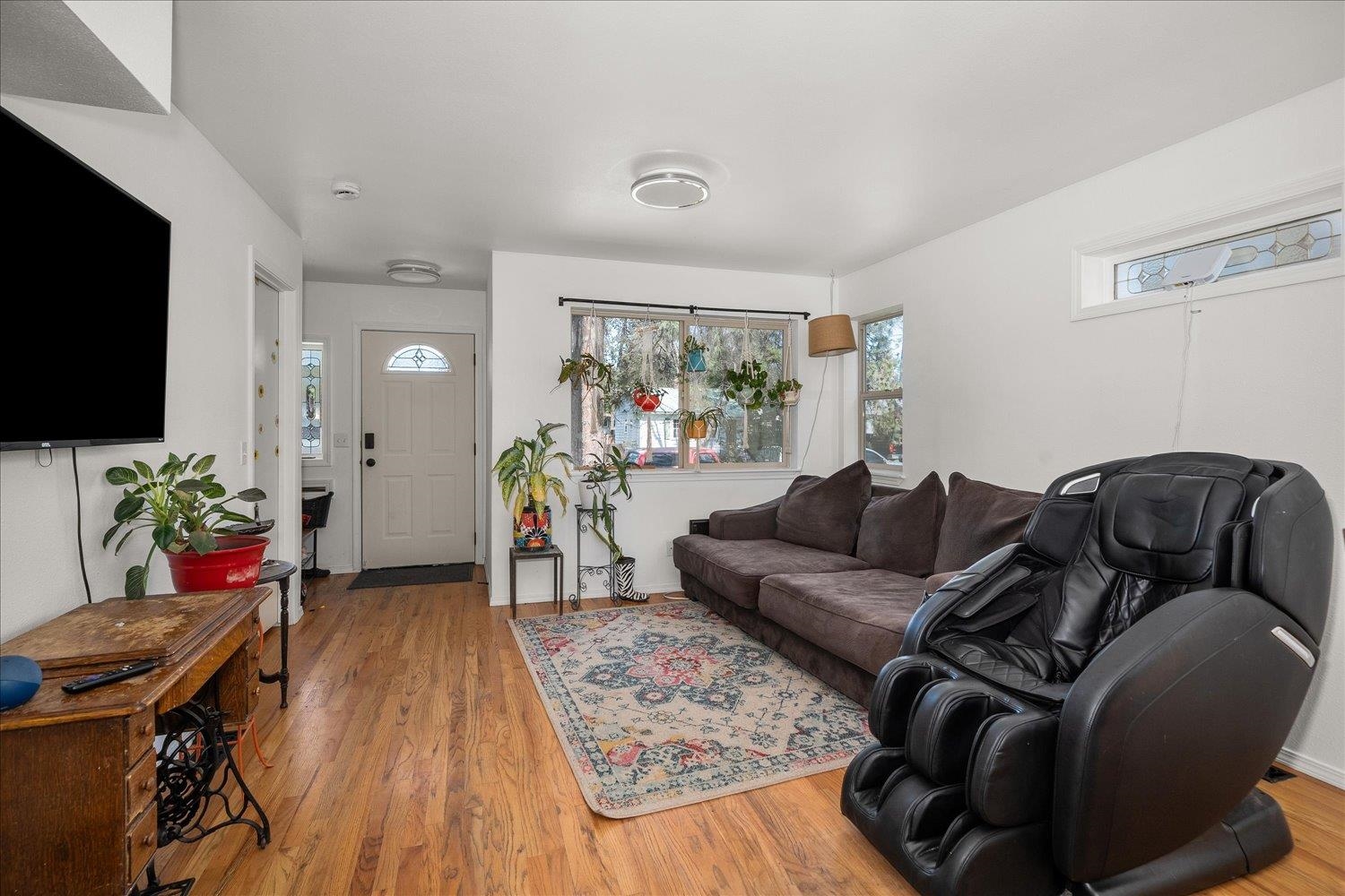 24 E 34th Ave - Photo 3