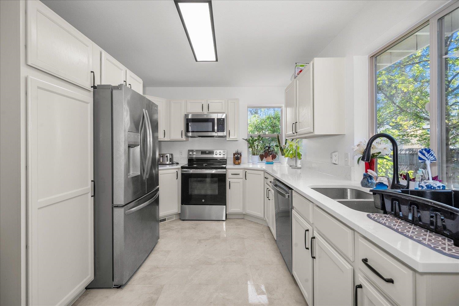 24 E 34th Ave - Photo 4