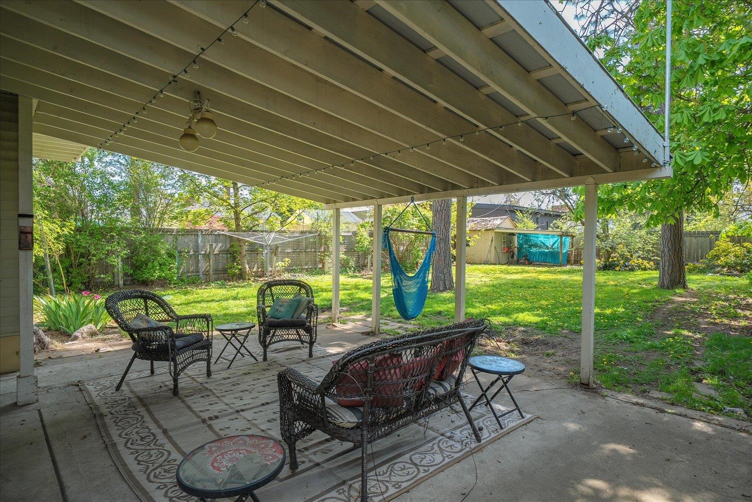 24 E 34th Ave - Photo 30