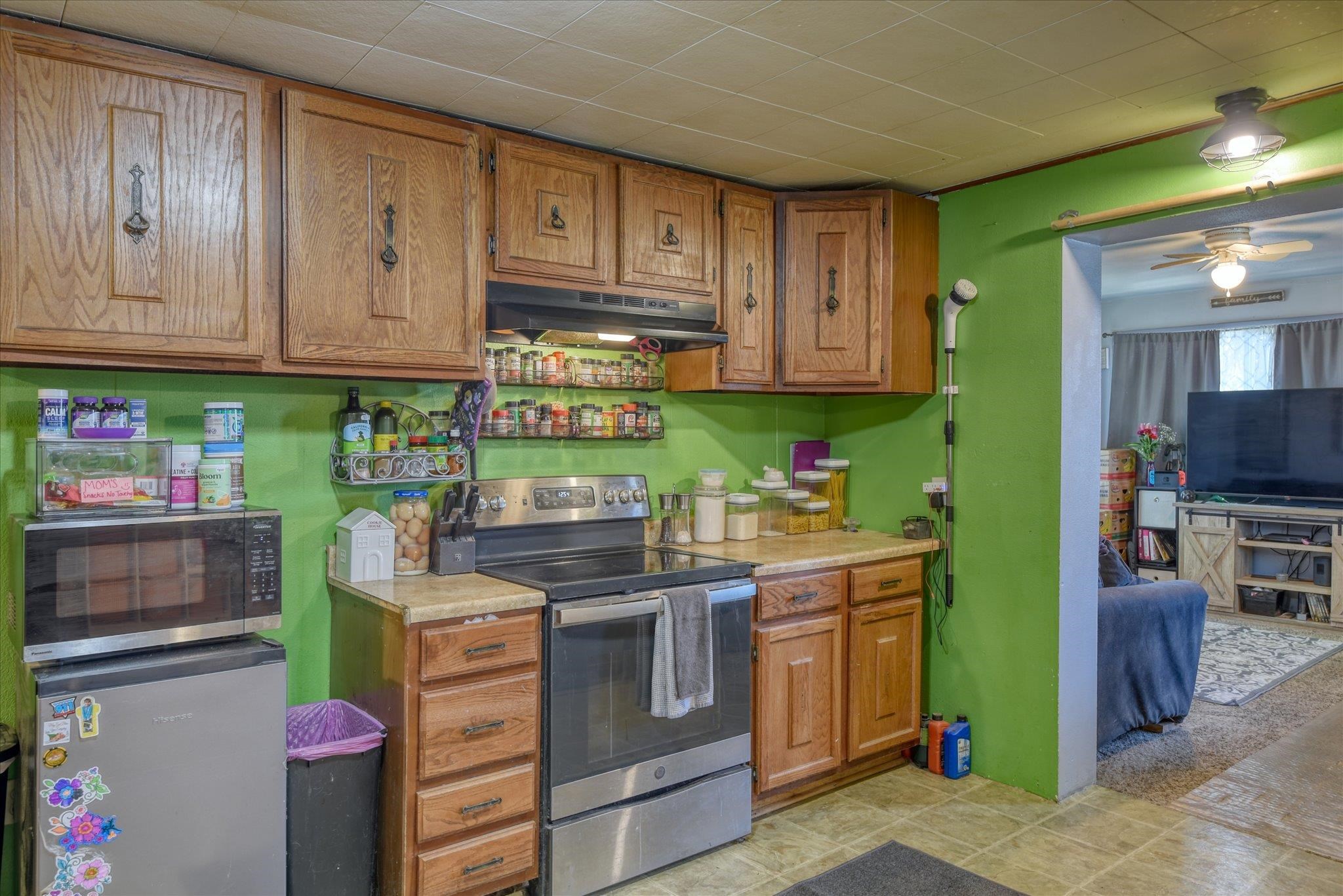 37122 N SPOTTED Rd - Photo 10