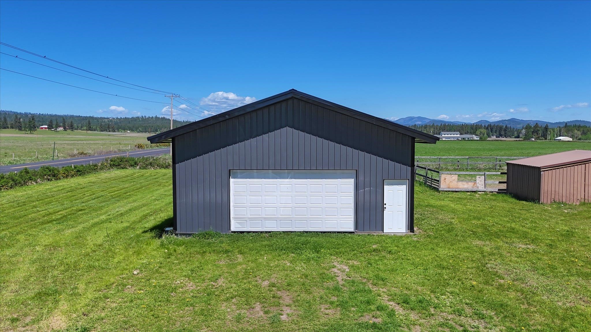 37122 N SPOTTED Rd - Photo 22