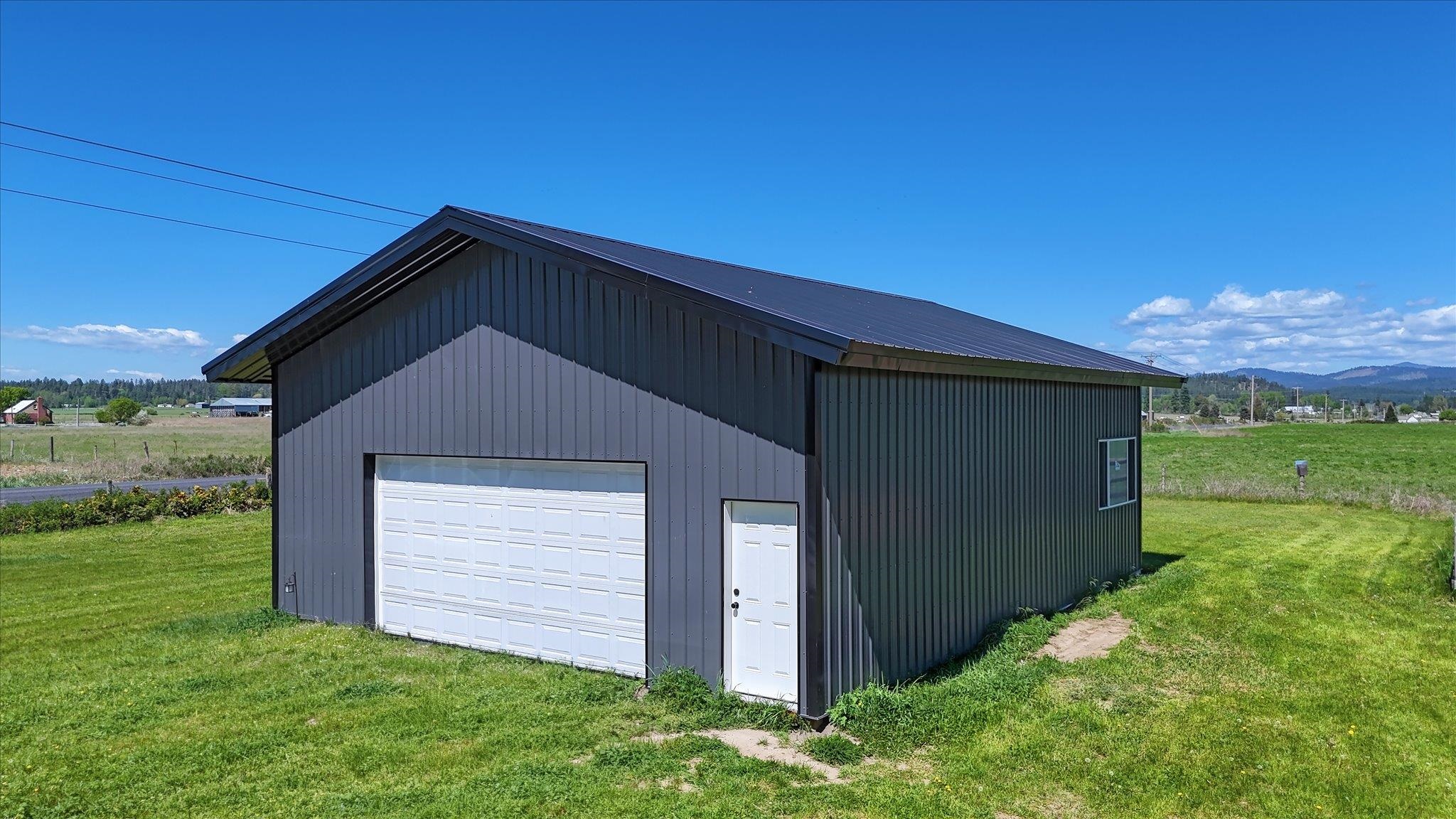37122 N SPOTTED Rd - Photo 23