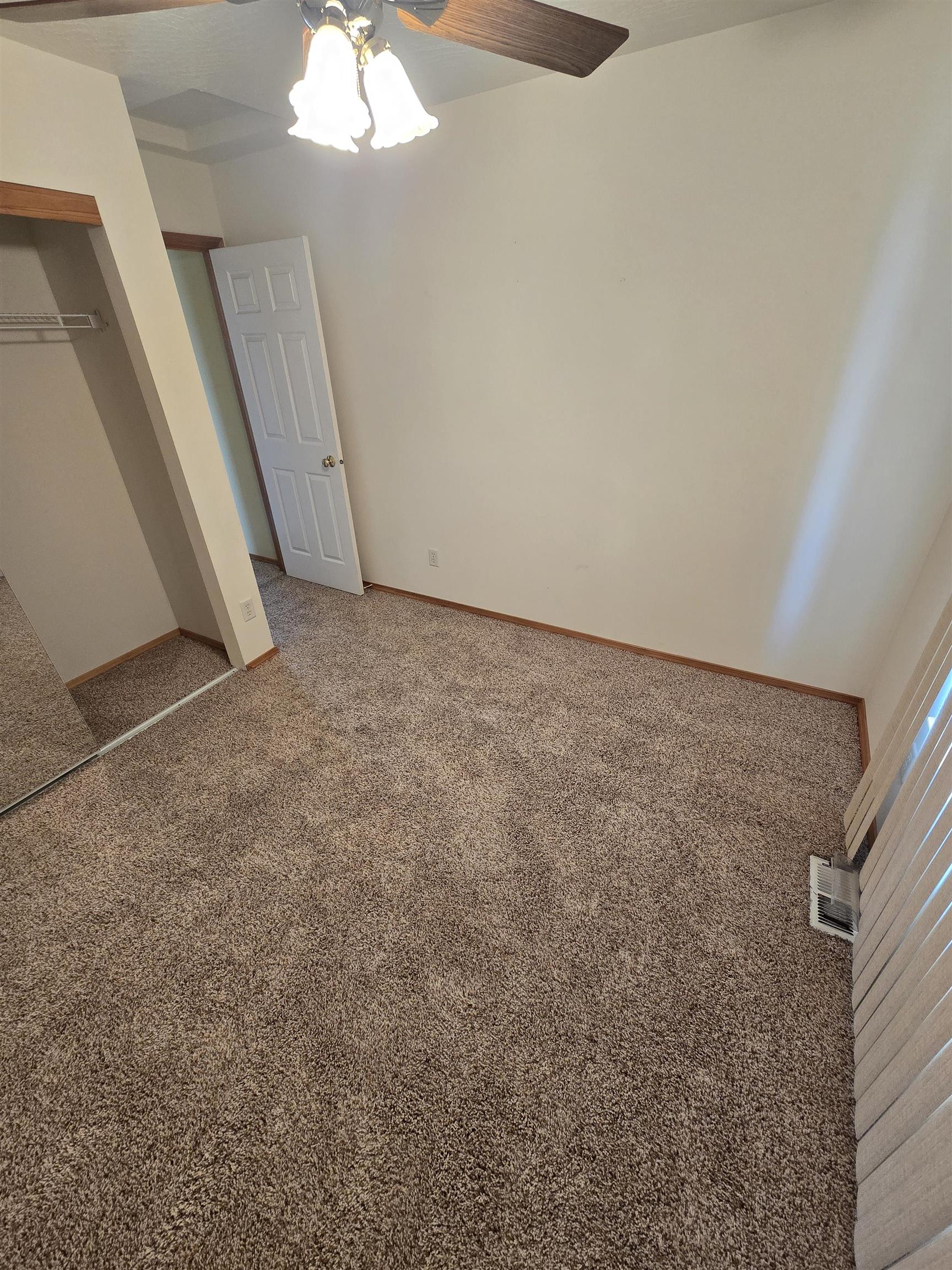 7422 N Magnolia St - Photo 26