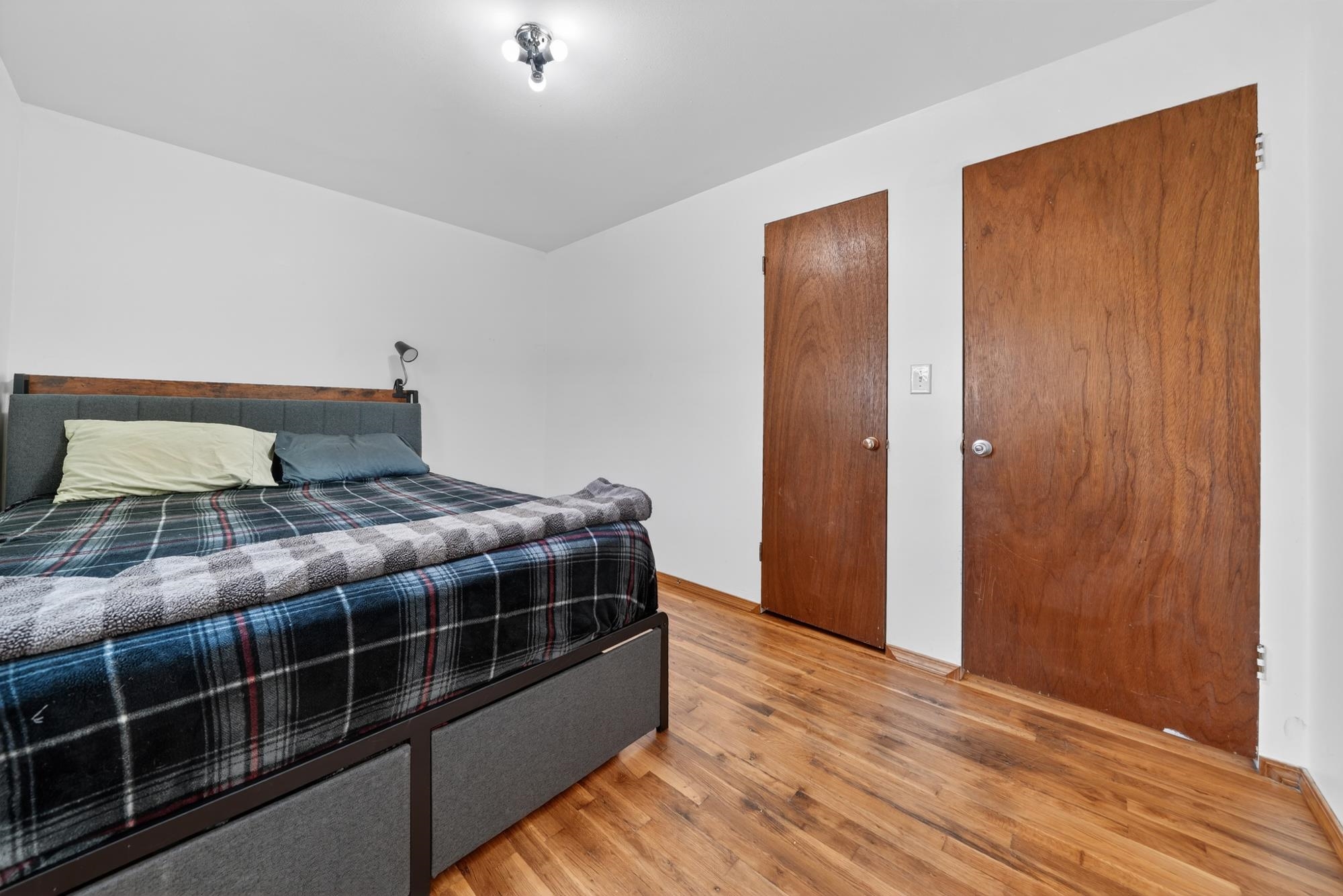 4918 E Fairview Ave - Photo 13