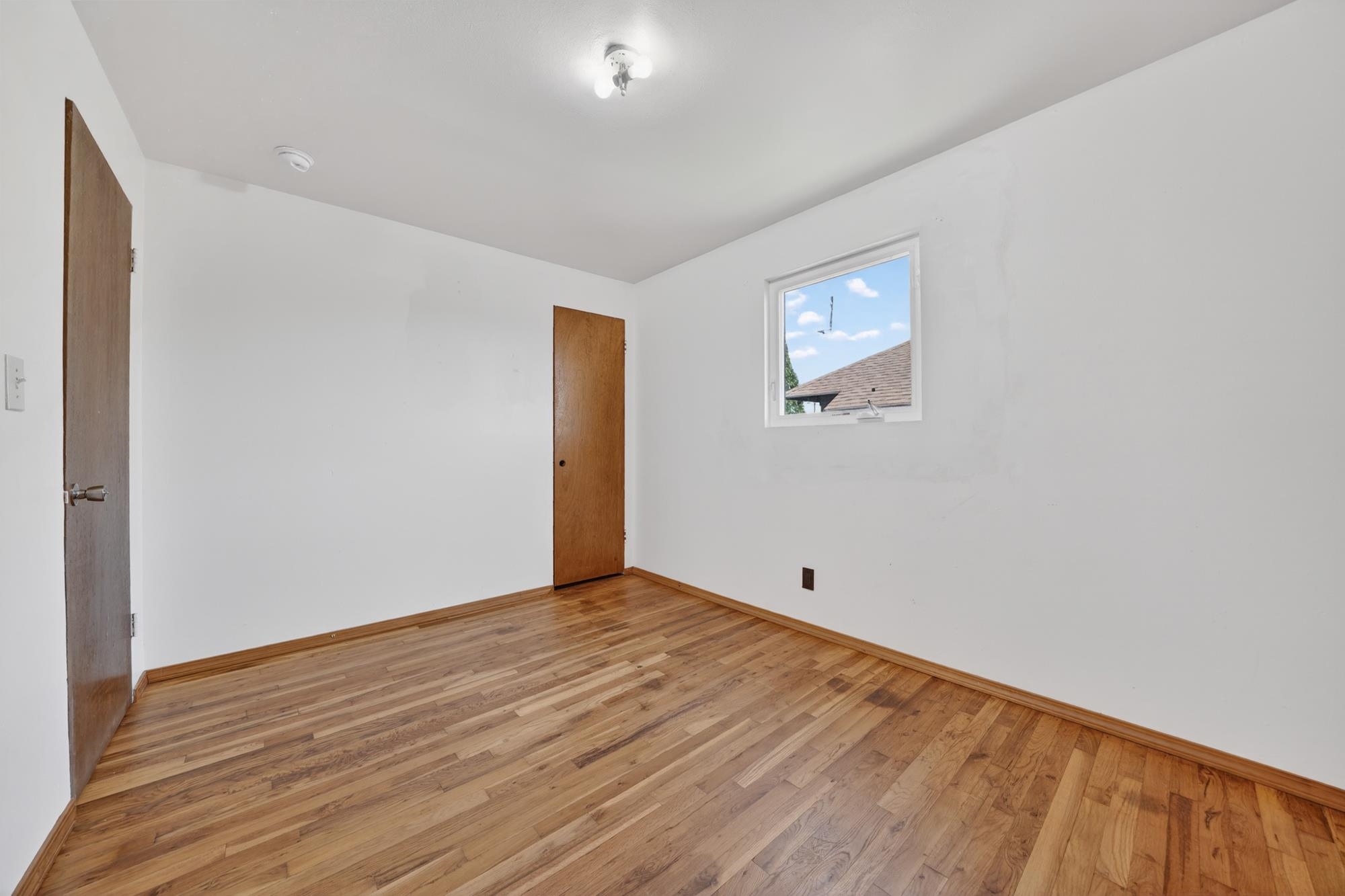 4918 E Fairview Ave - Photo 18