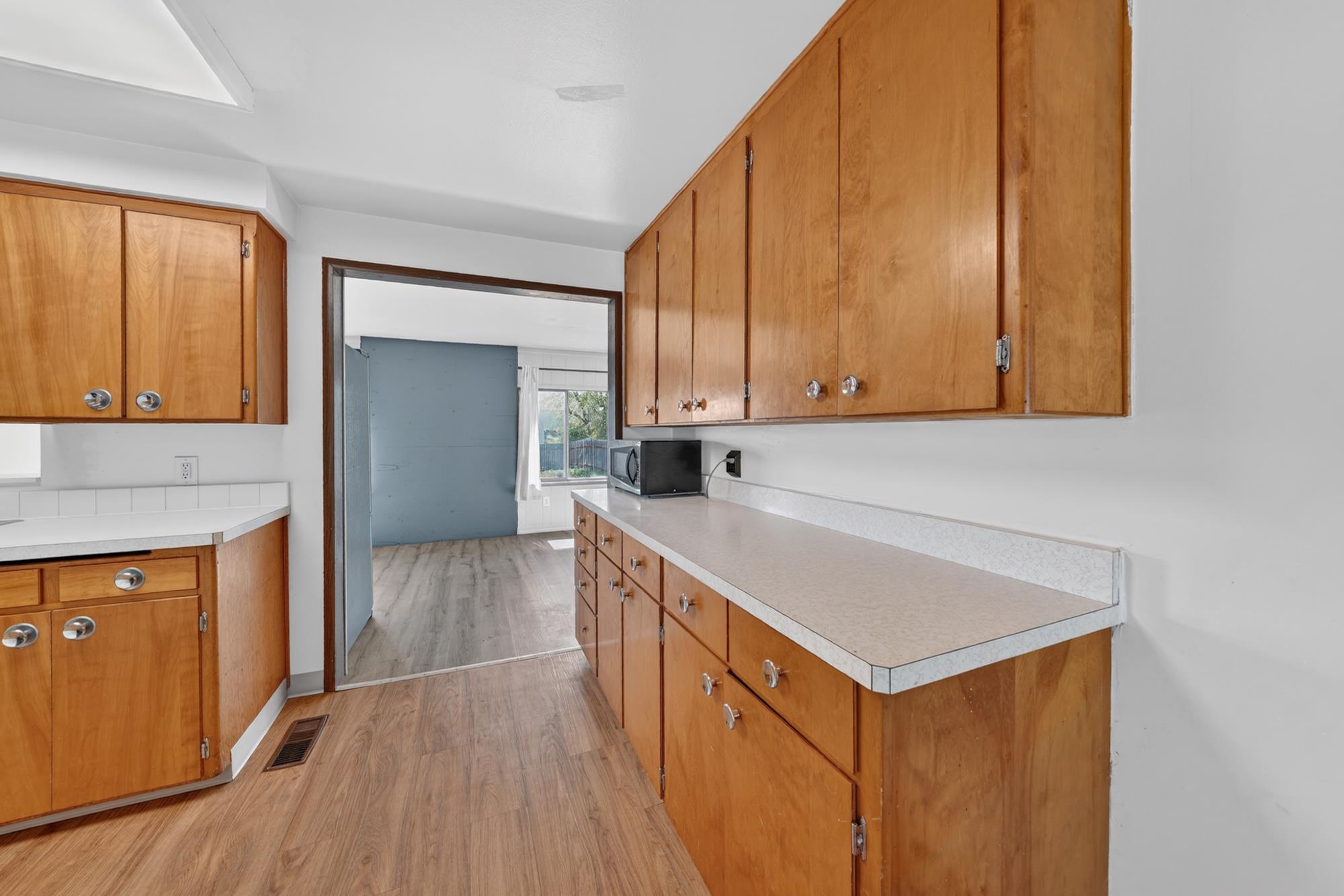 4918 E Fairview Ave - Photo 9