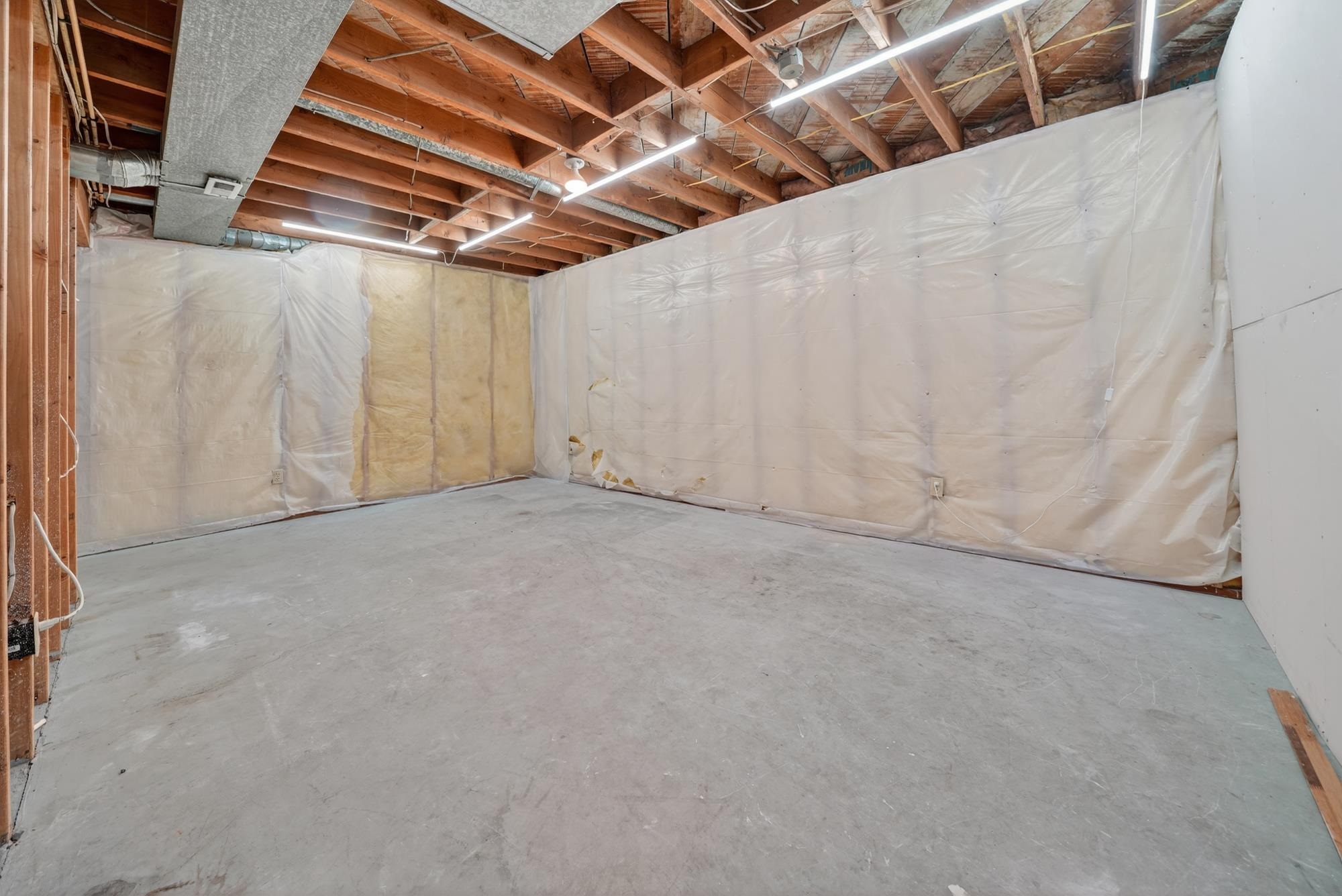 4918 E Fairview Ave - Photo 26