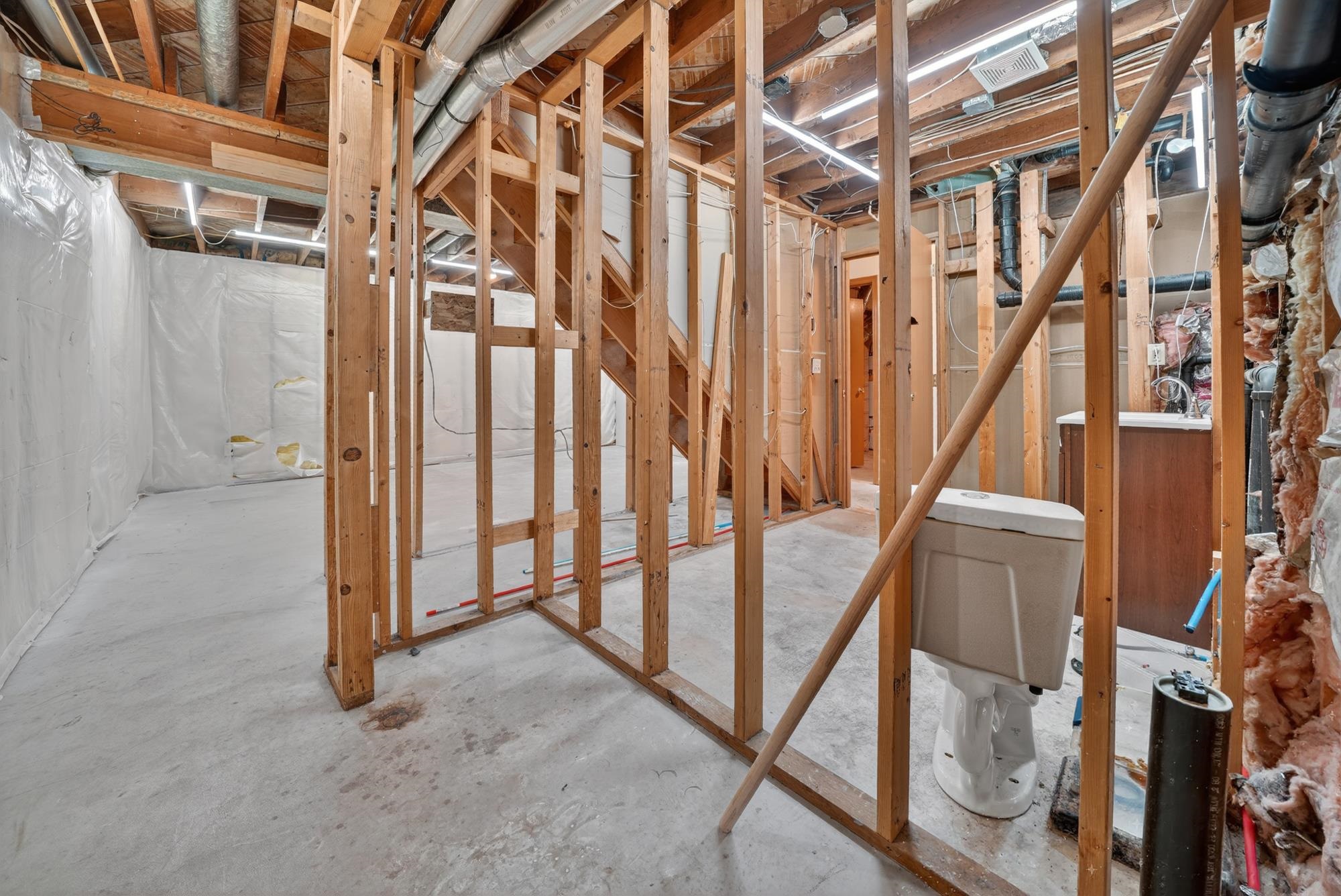 4918 E Fairview Ave - Photo 31