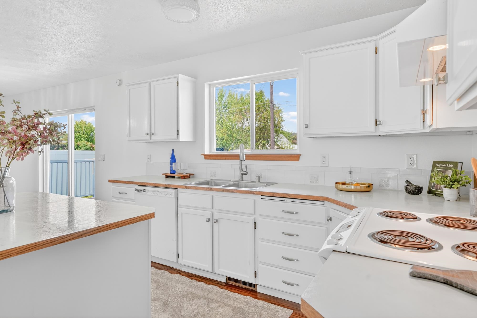 14917 E Heroy Ave - Photo 8