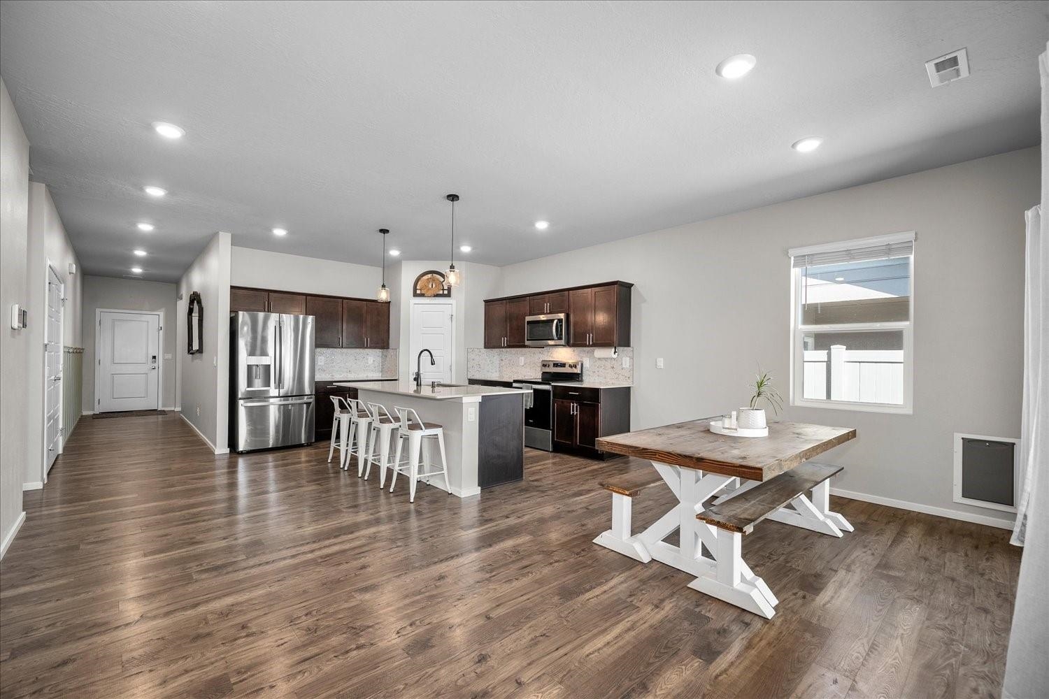 8125 S Safflower St - Photo 3