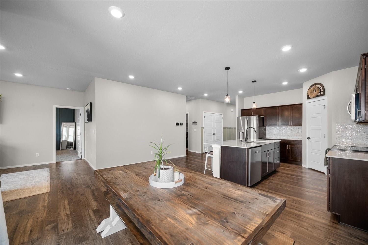 8125 S Safflower St - Photo 11