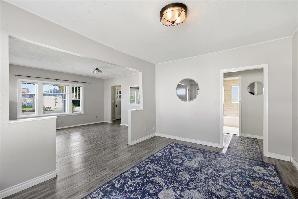 826 E 34th Ave - Photo 13