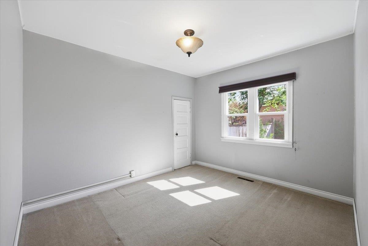 826 E 34th Ave - Photo 23