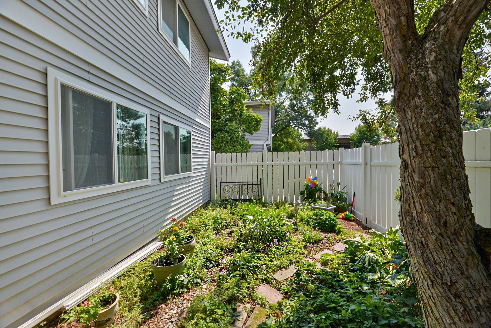 4026 S Regal St - Photo 6