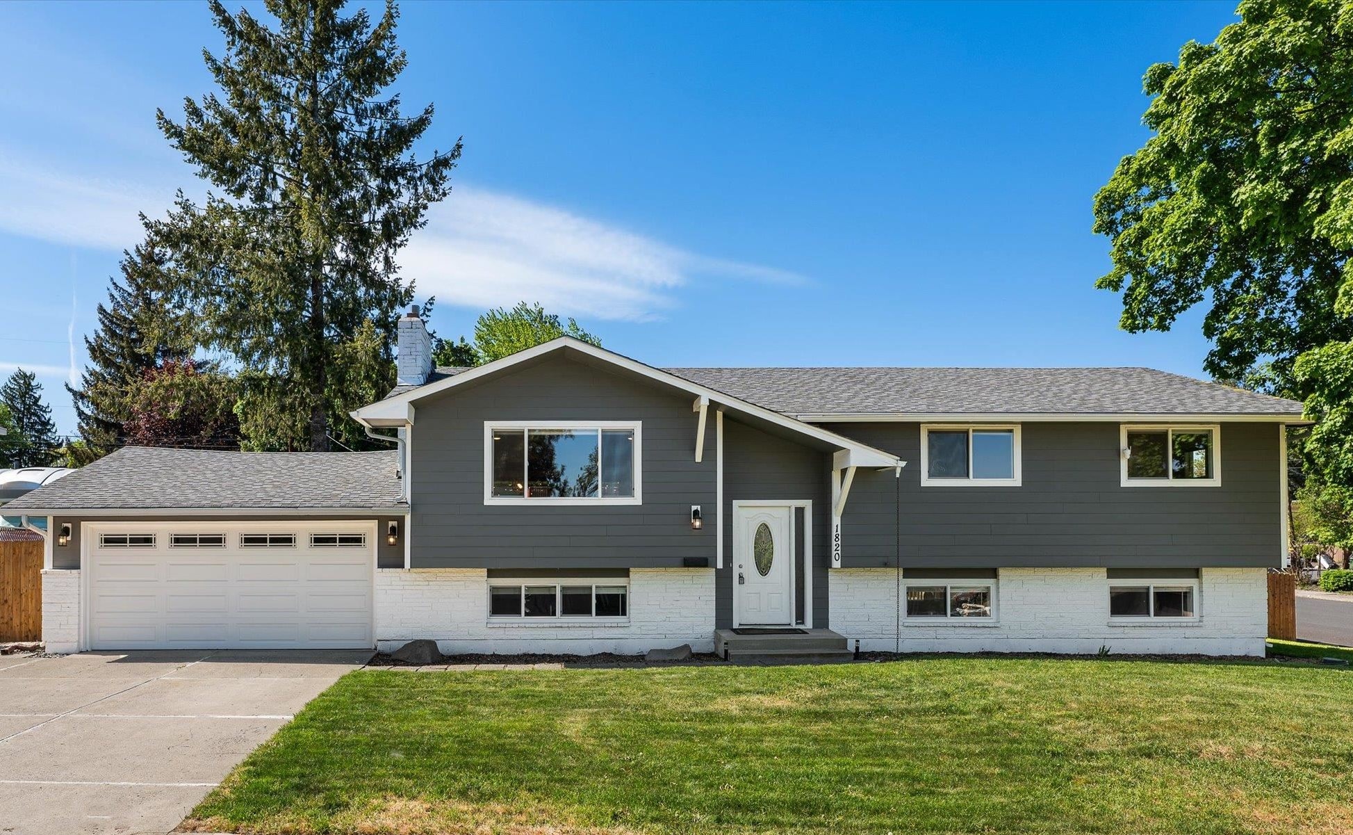1820 5th St Ave - Photo 1