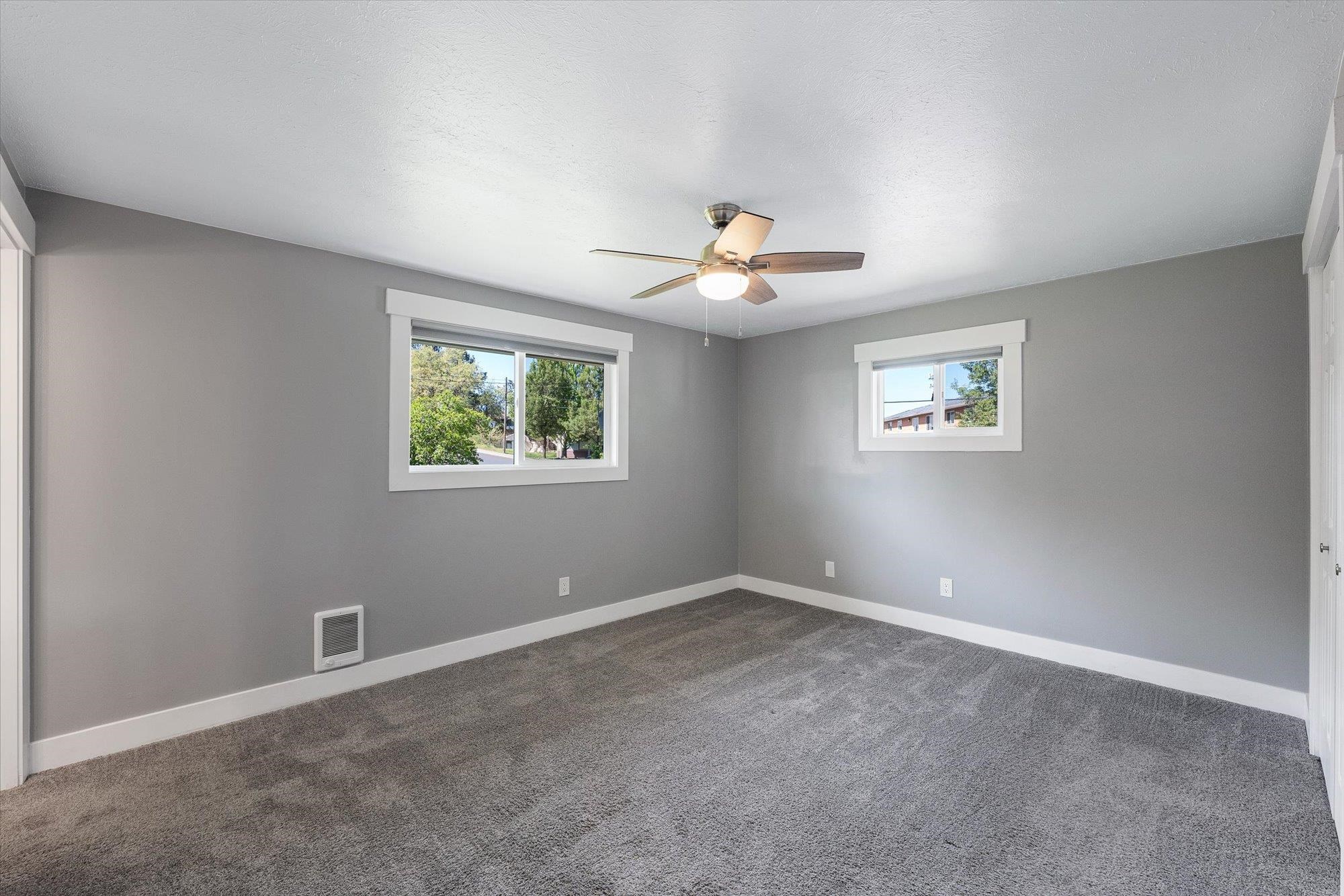 1820 5th St Ave - Photo 13