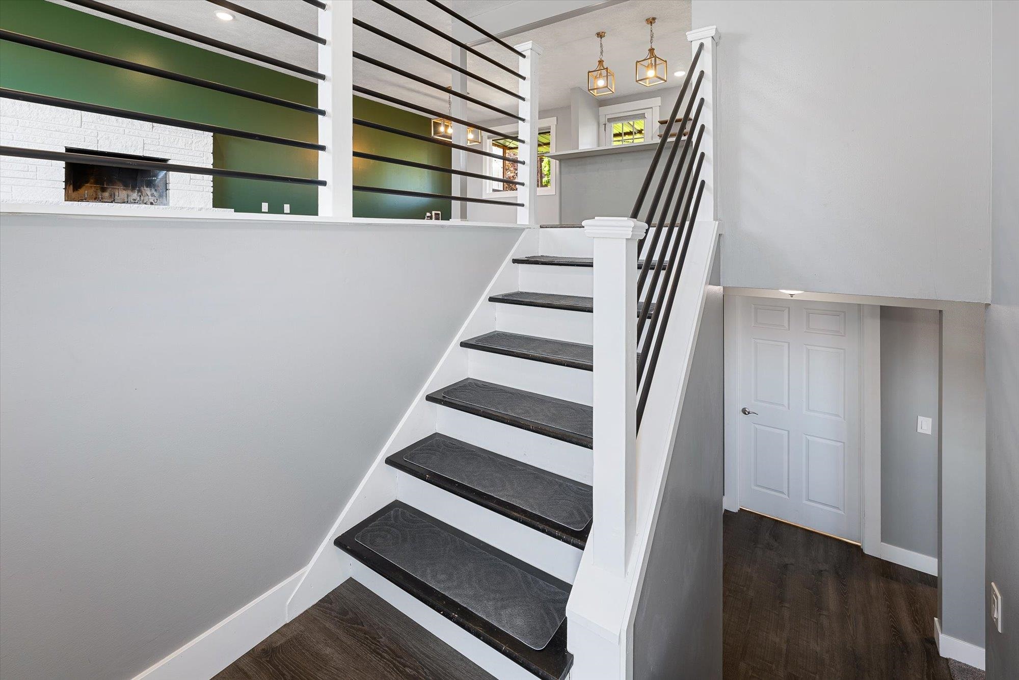1820 5th St Ave - Photo 17