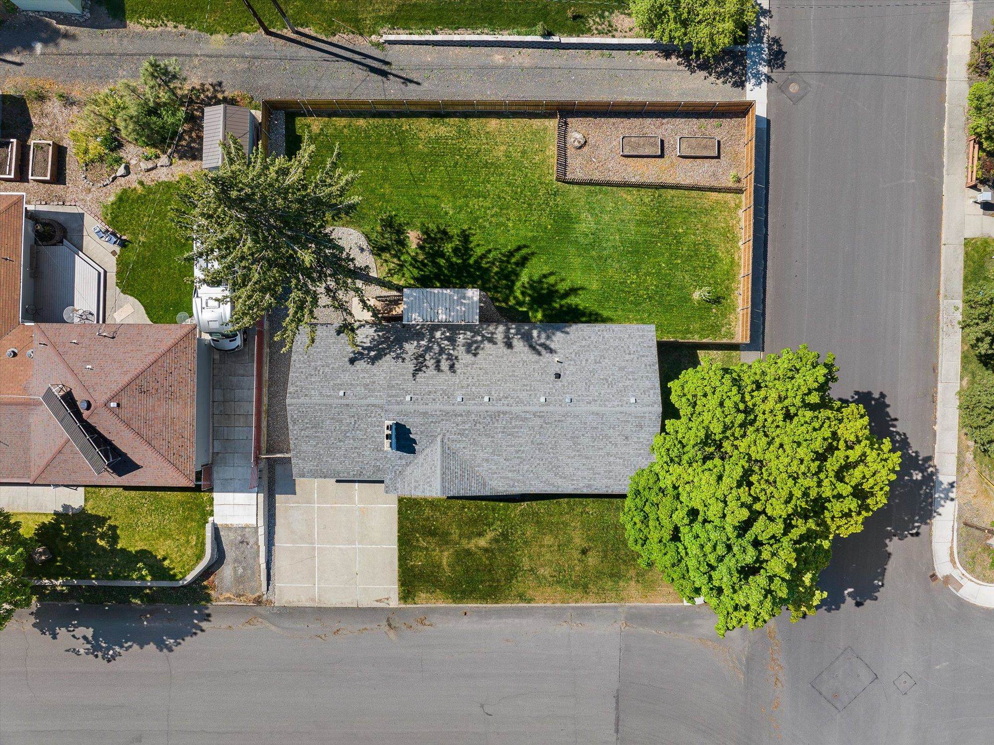 1820 5th St Ave - Photo 37