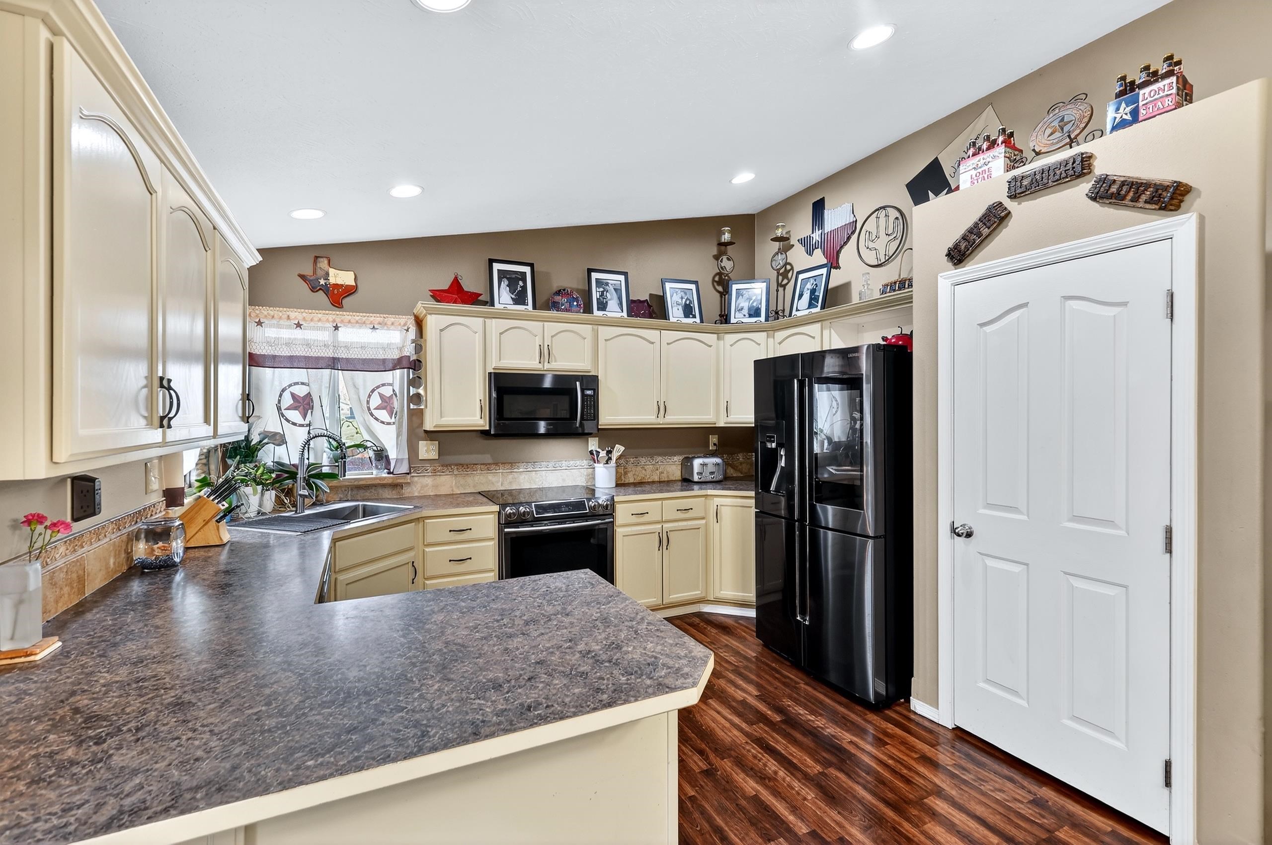 17904 E 11th Ave - Photo 14