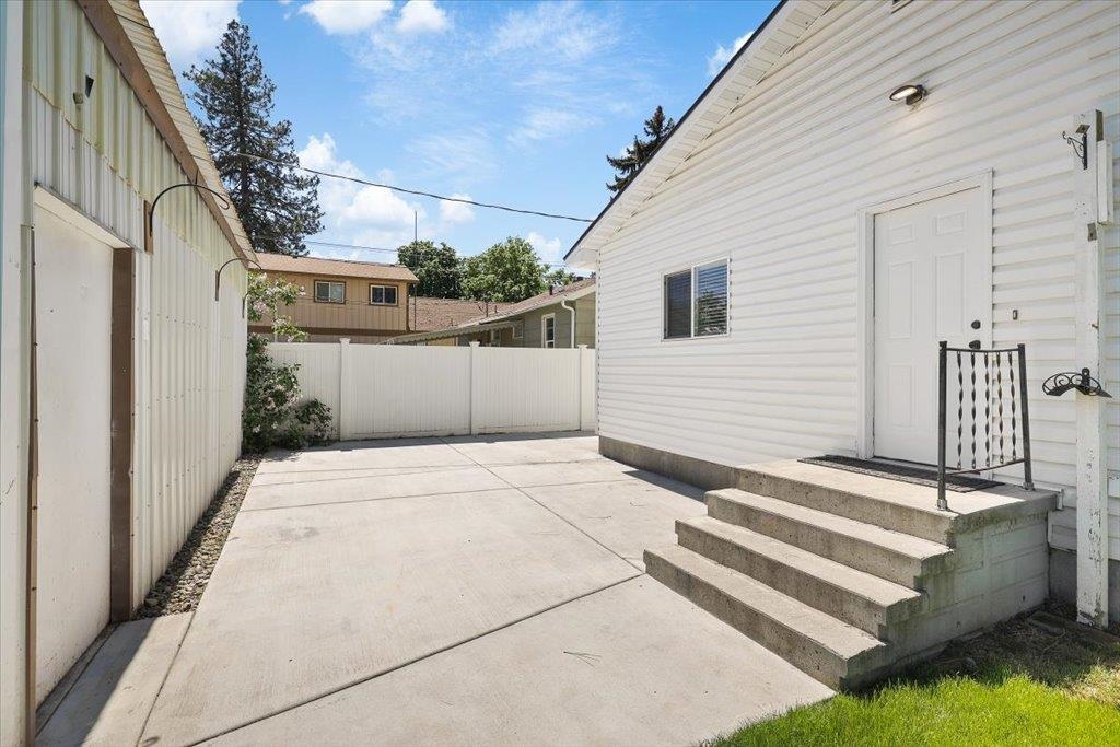 5028 N Walnut St - Photo 25