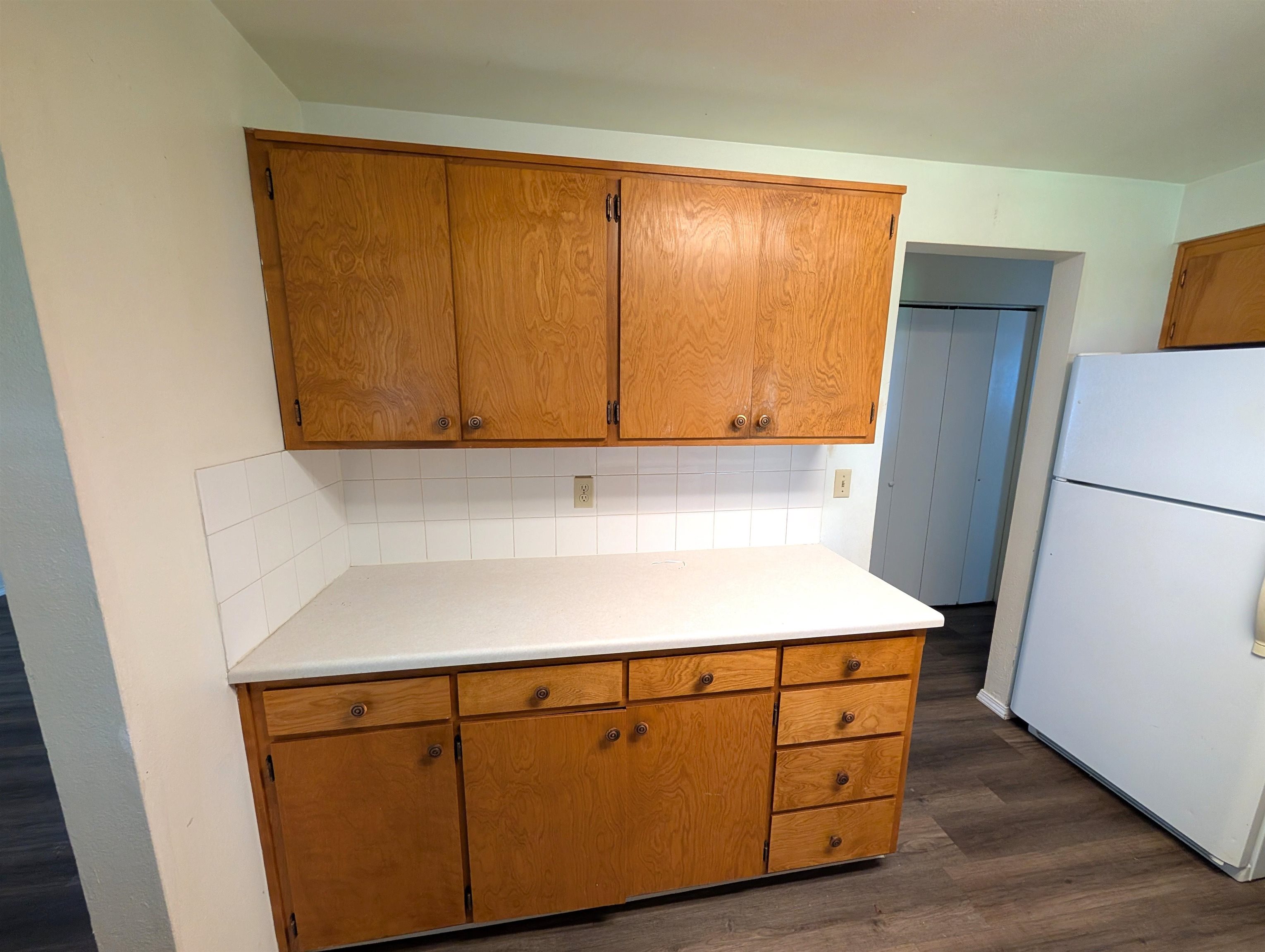 746 Villard St - Photo 11