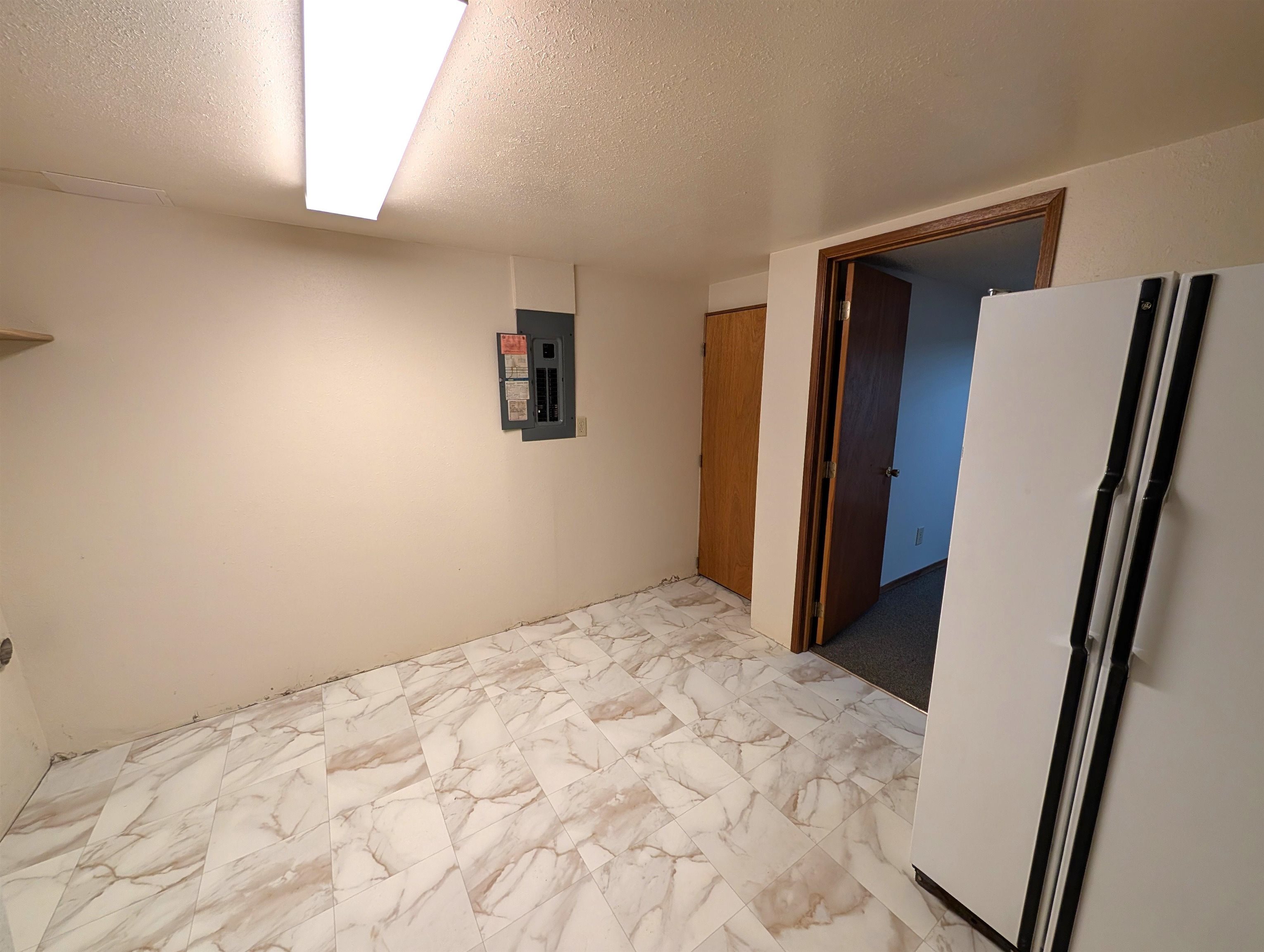 746 Villard St - Photo 27