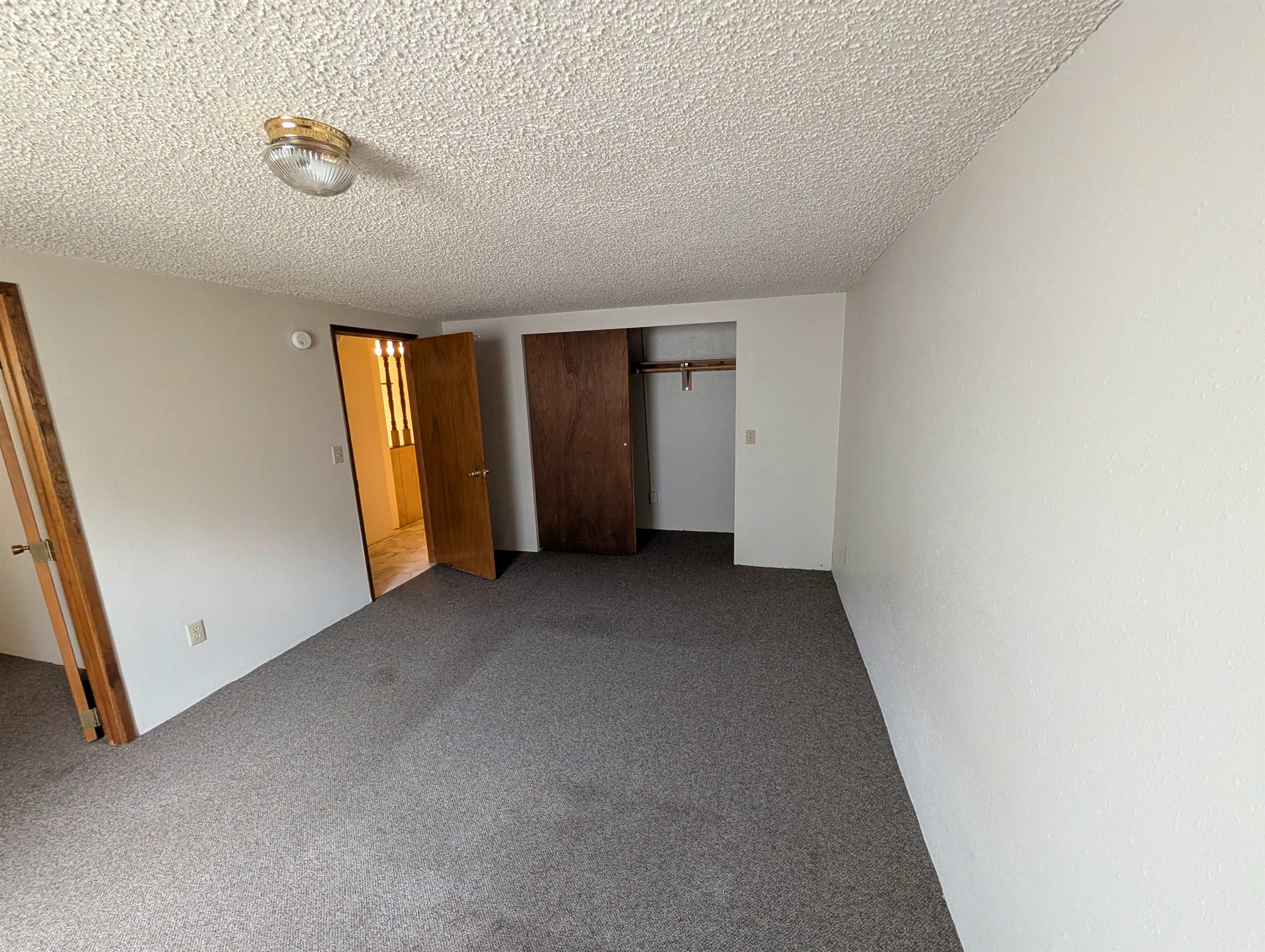746 Villard St - Photo 34