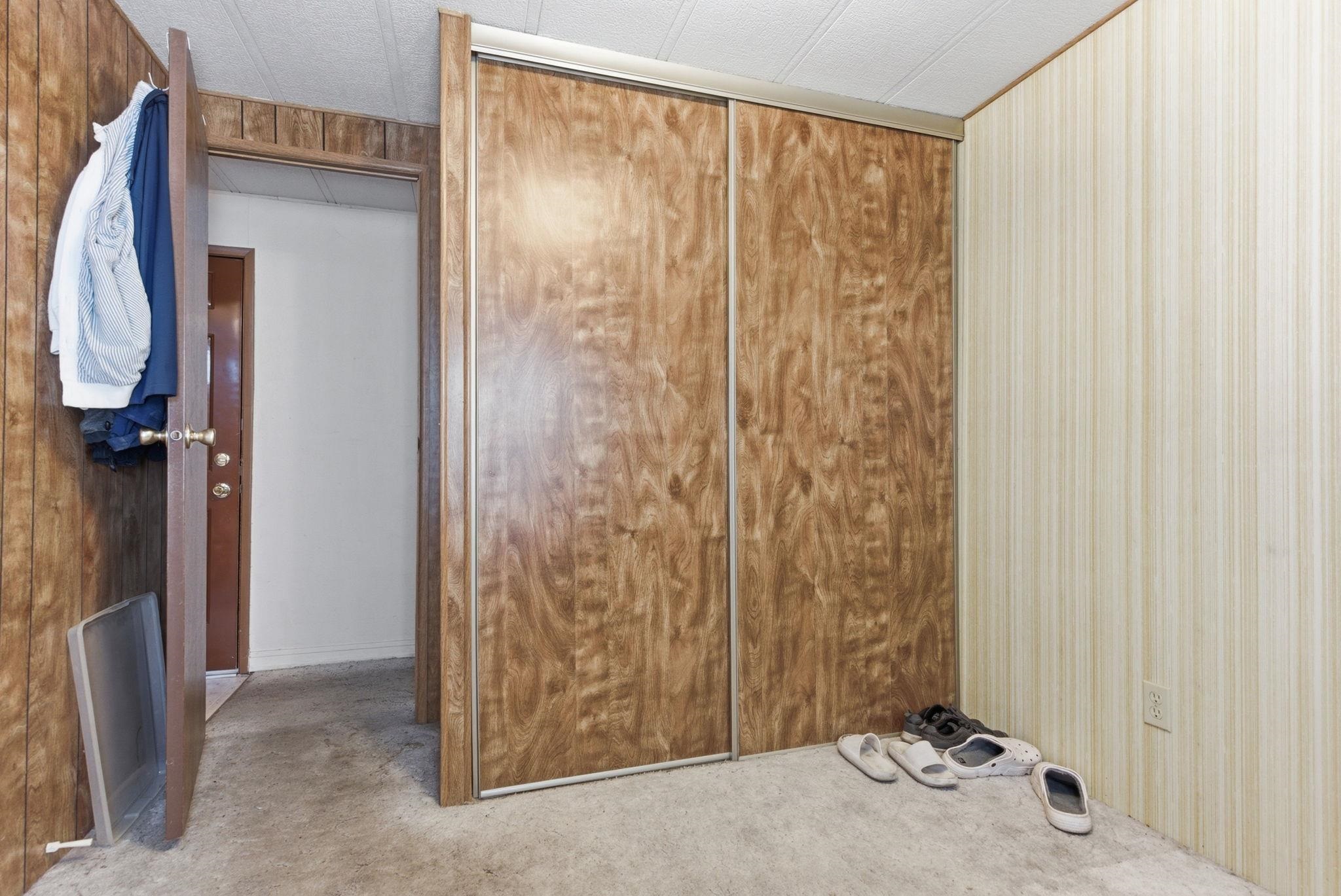 1211 E Lyons Ave - Photo 34