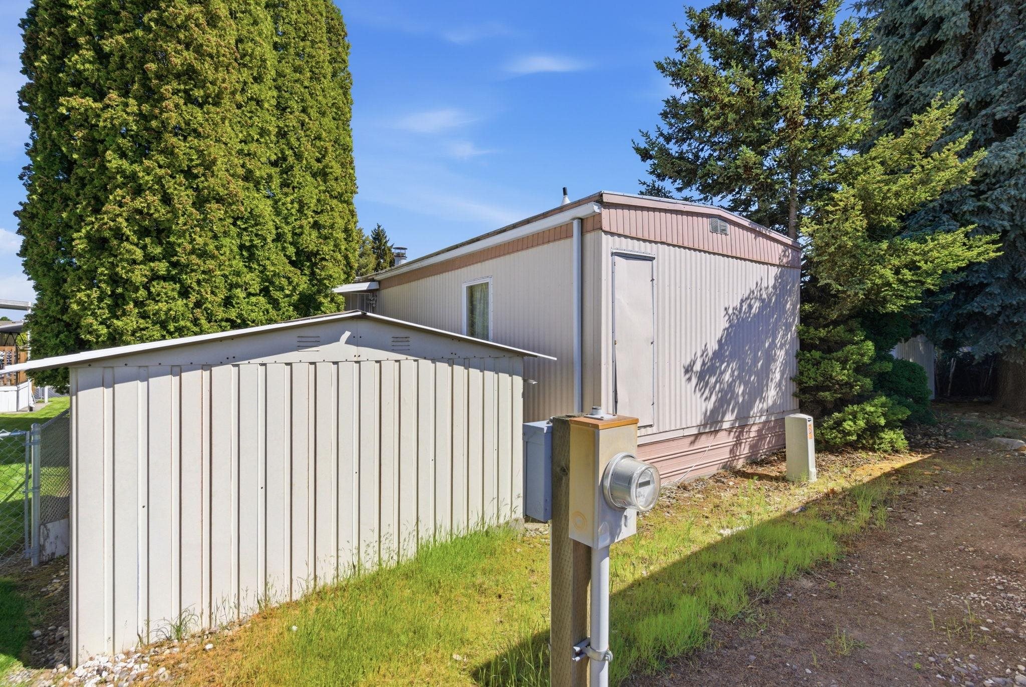 1211 E Lyons Ave - Photo 40