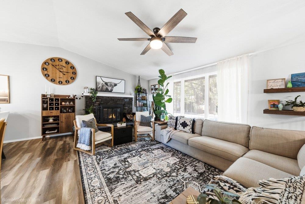 2111 E 63rd Ave - Photo 3